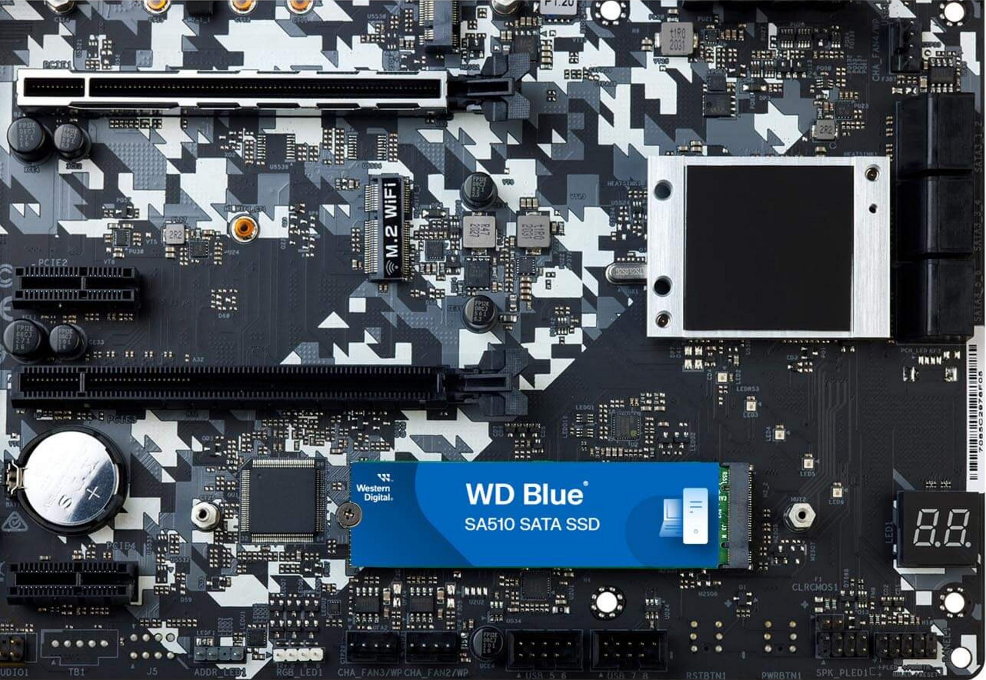 Płyta główna z niebieskim dyskiem SSD SATA WD Blue SA510.