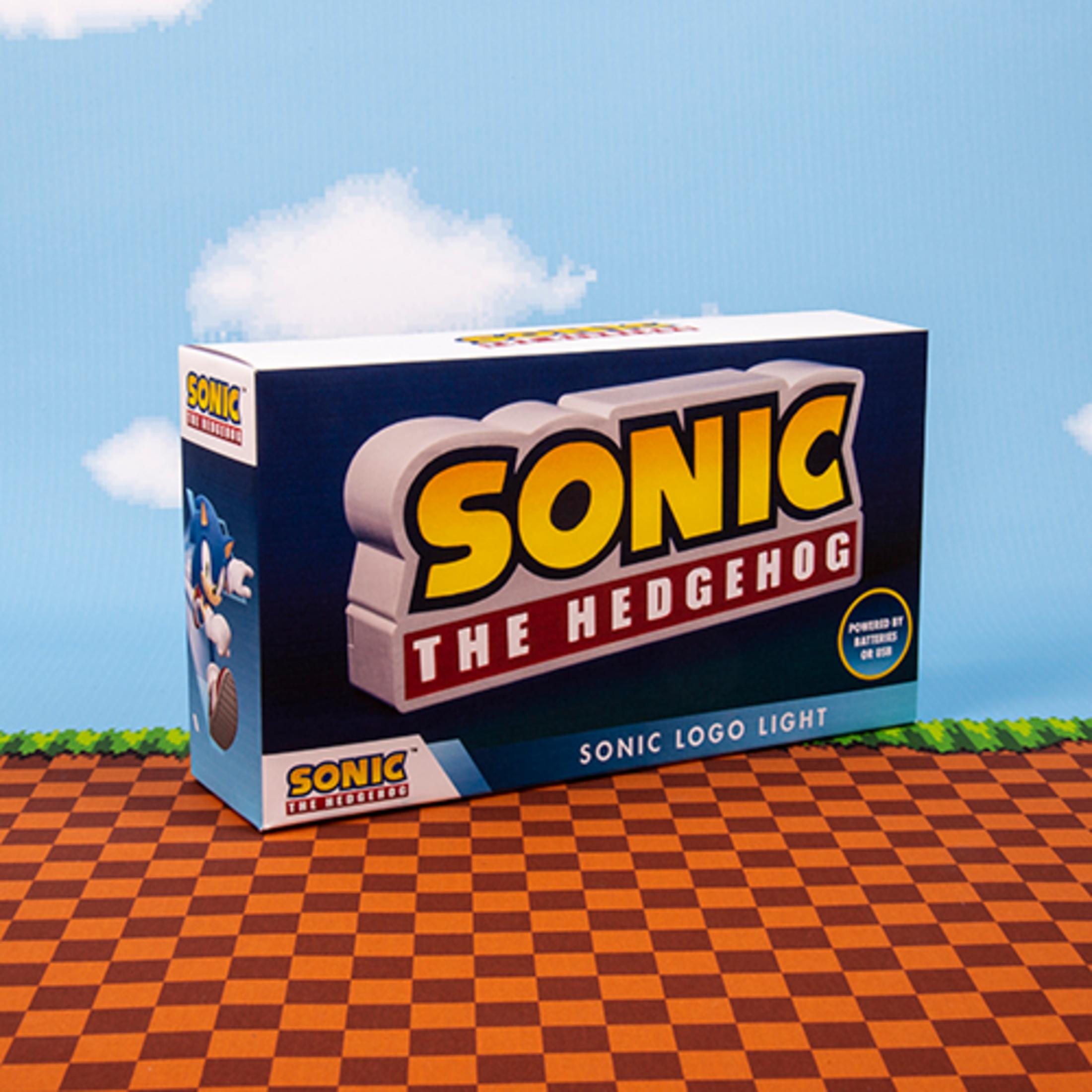 Boîte lumière logo Sonic the Hedgehog sur surface.