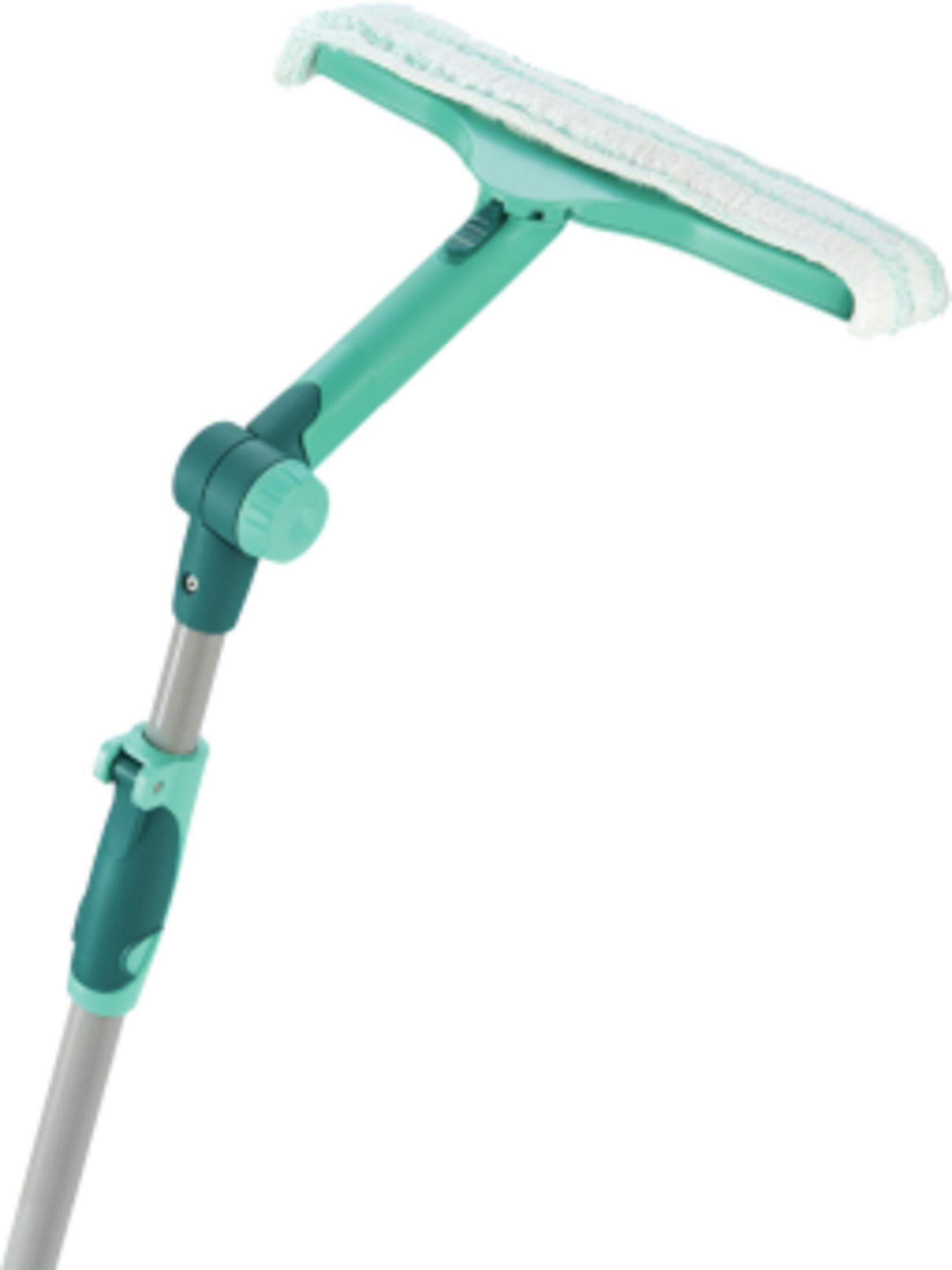 Zielona myjka do okien z wysuwaną rączką i białą głowicą czyszczącą.