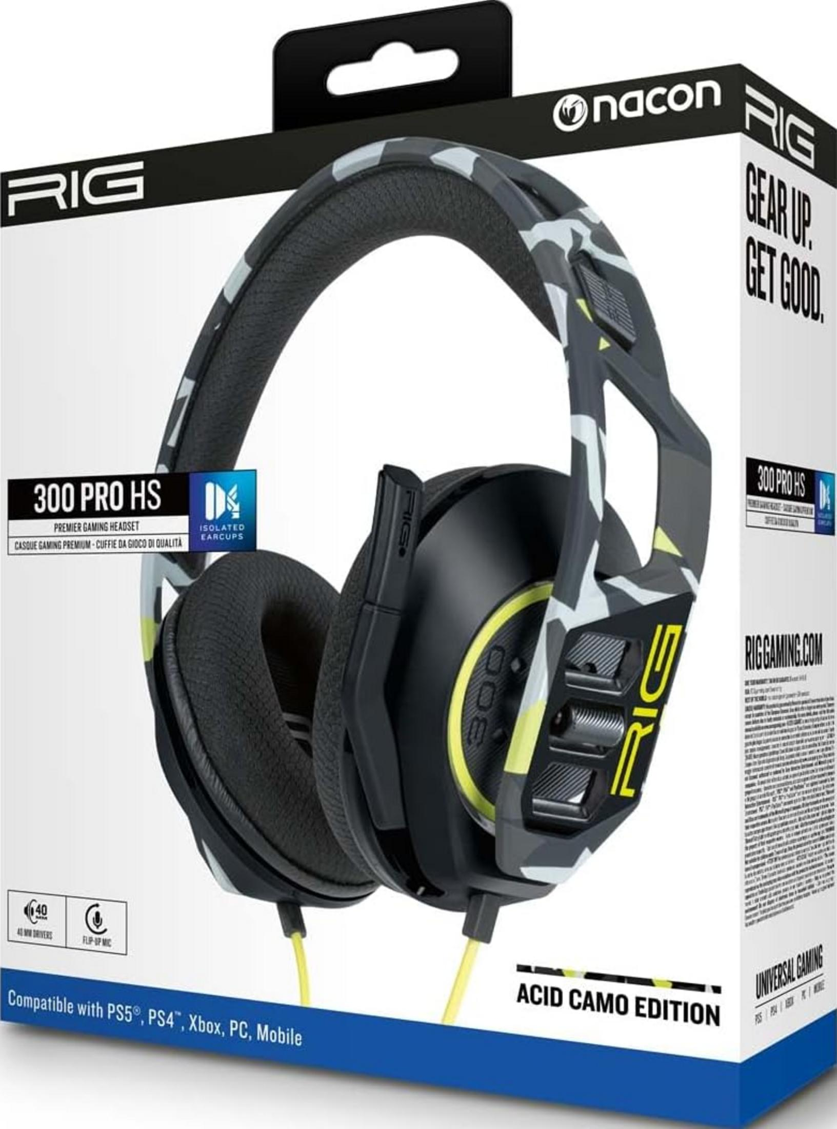 Słuchawki gamingowe Rig 300 Pro HS w kamuflażu kwasowym z żółtymi akcentami na białym opakowaniu.