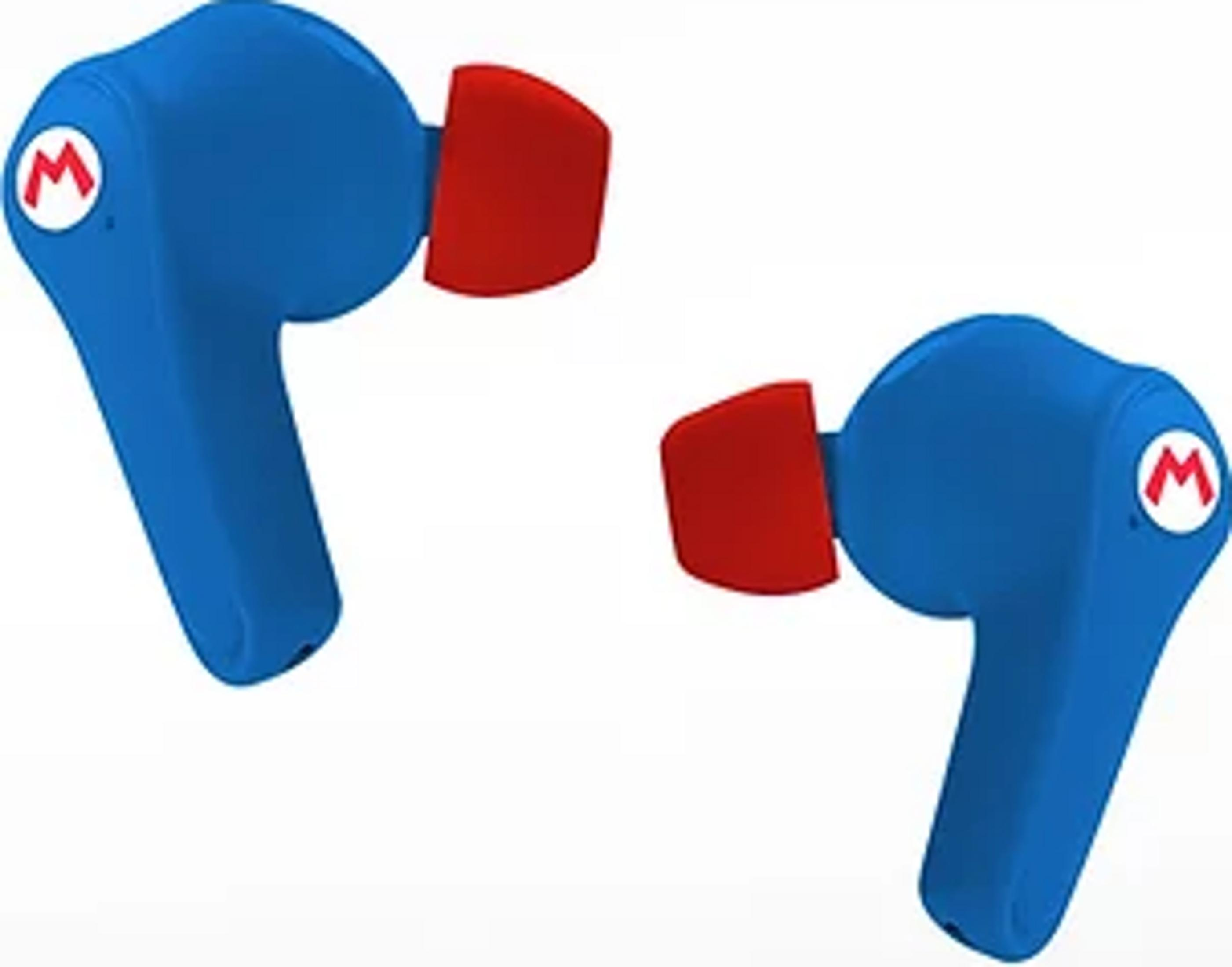 Dwa niebieskie słuchawki z czerwonymi końcówkami i logo Mario.