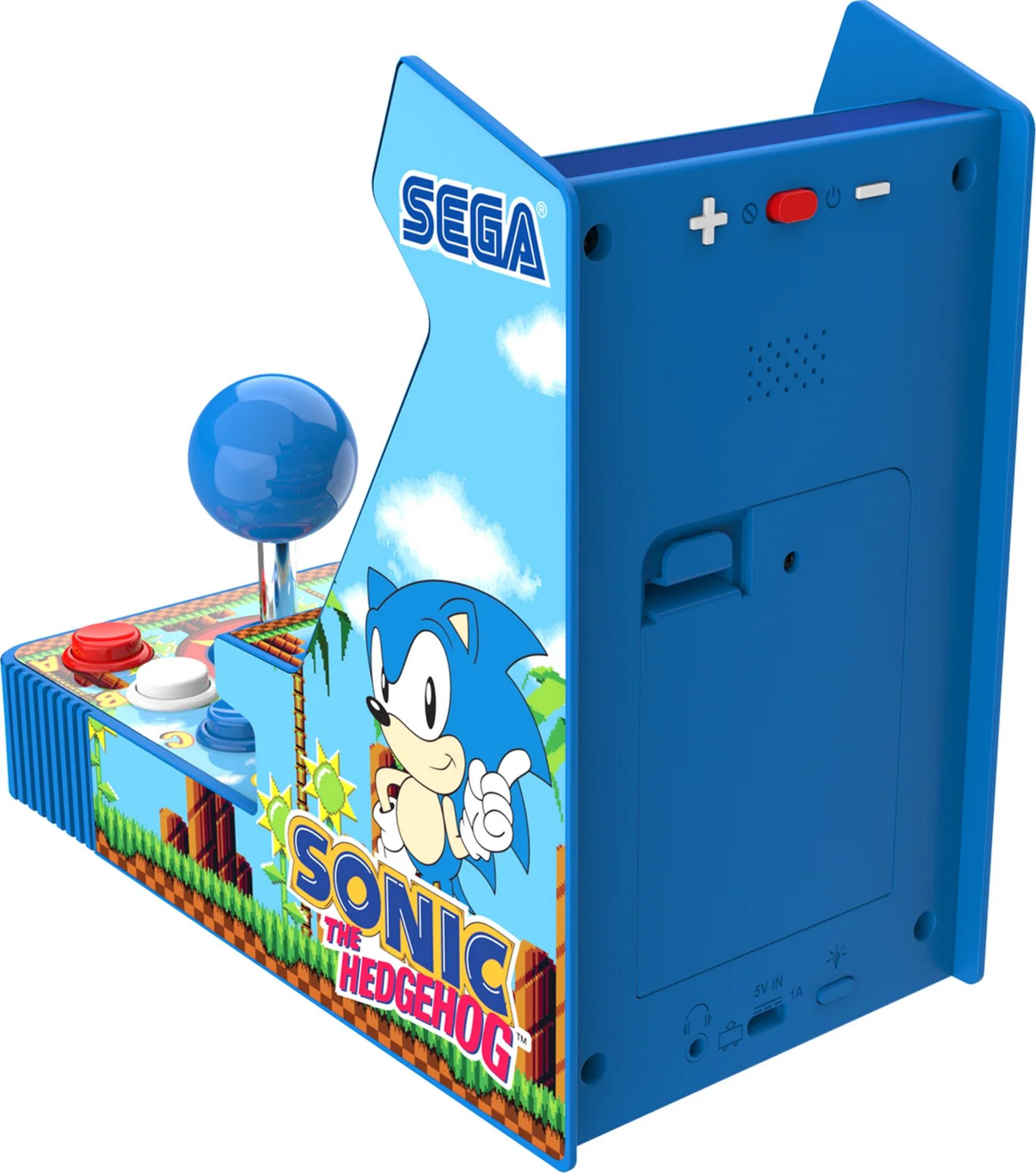 Ein blaues Mini-Arcade-Gehäuse mit Sonic the Hedgehog-Grafik und Joystick.