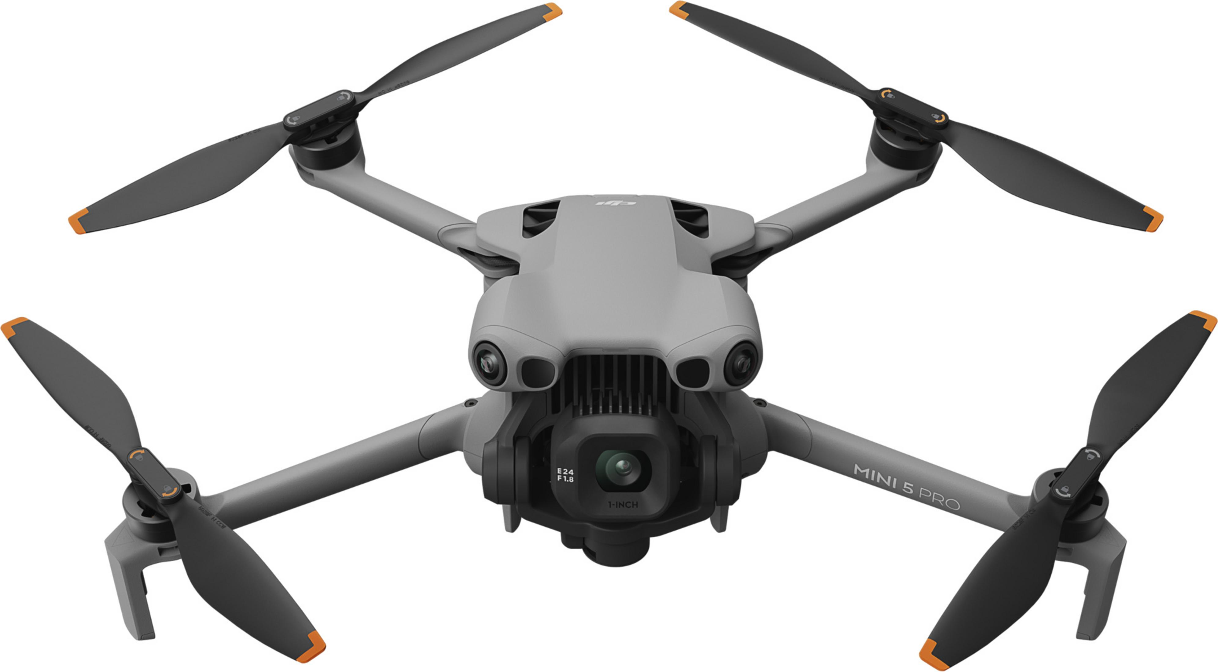 Szara dron DJI Mini 5 Pro z czterema śmigłami na białym tle.