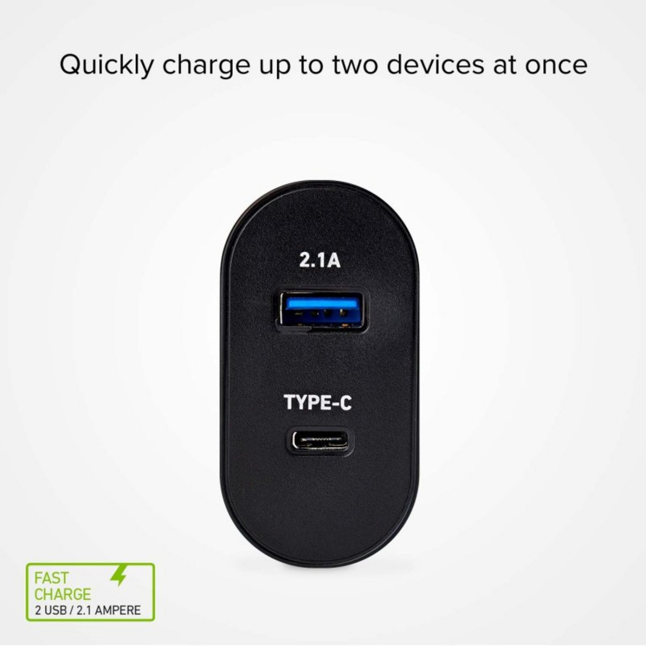 Caricatore nero con porte USB-A e USB-C.