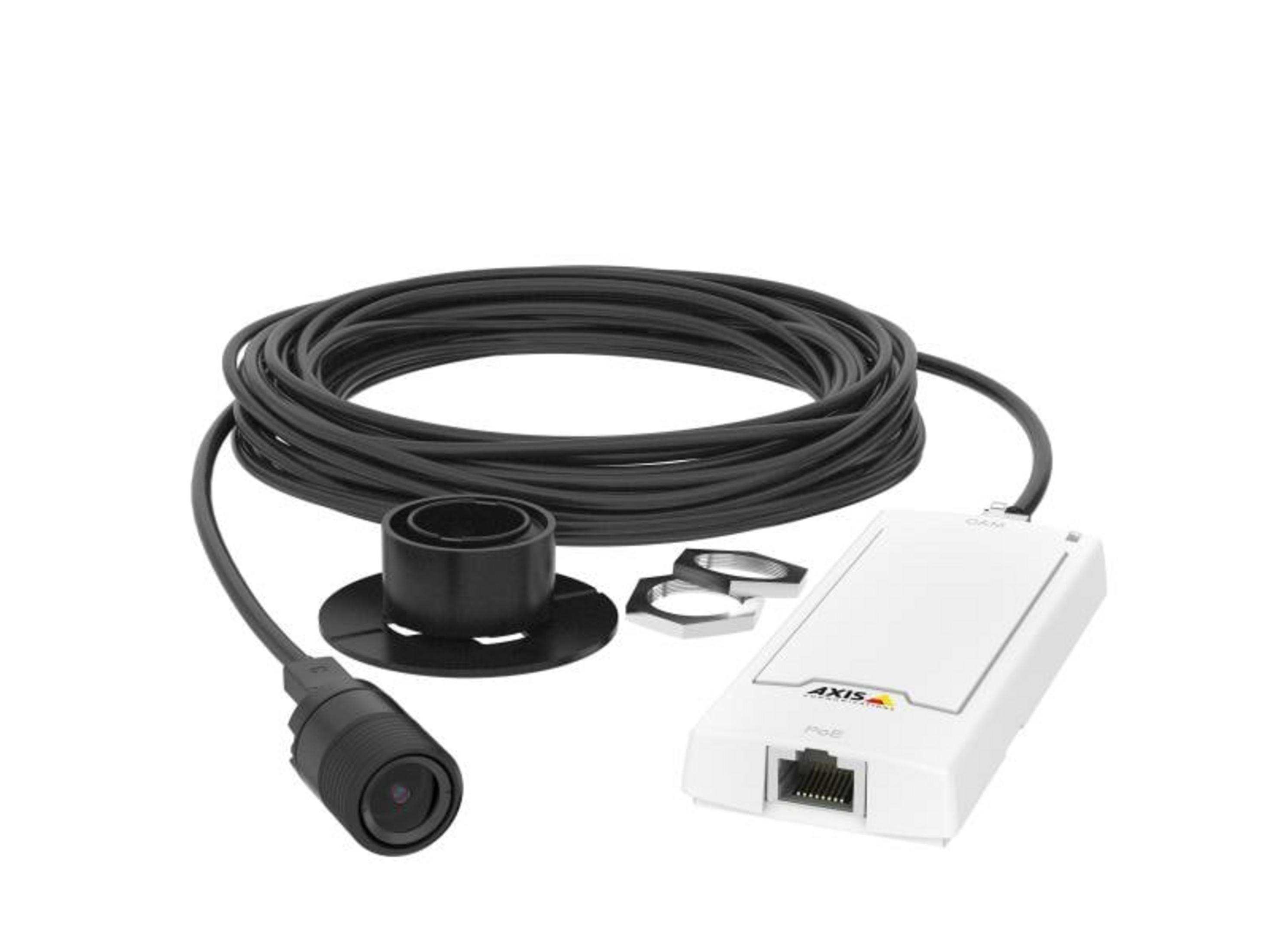 Czarny kabel, kamera, wspornik montażowy i białe urządzenie PoE na białym tle.