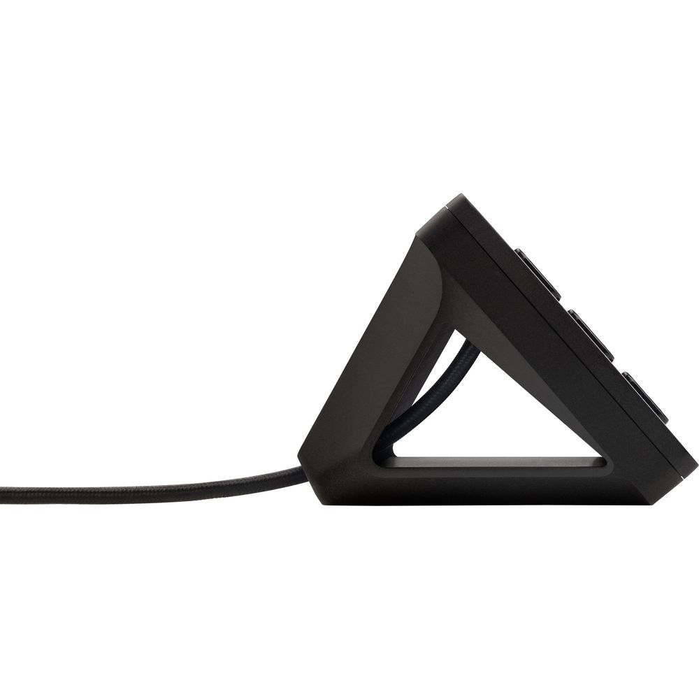 Czarny panel sterowania z przyciskami i kablem na białym tle.