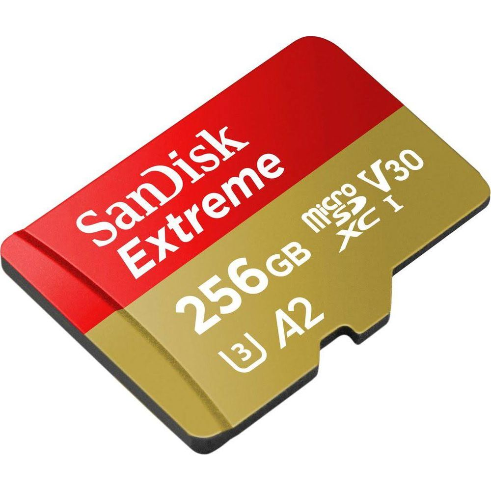 Scheda di memoria SanDisk Extreme 256GB Micro SDXC con design rosso e oro.