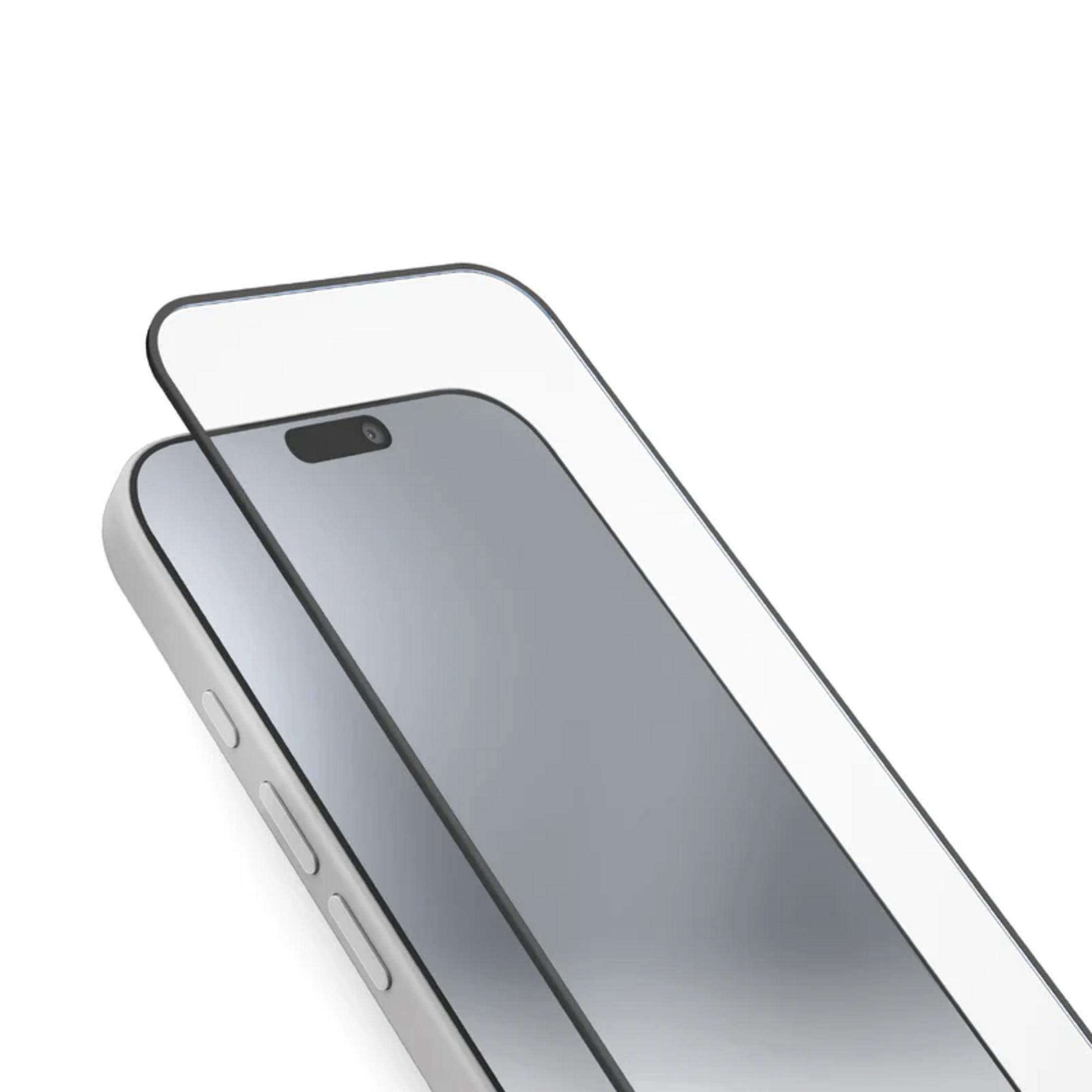 Ein transparentes Displayschutzglas liegt auf einem weißen Smartphone.
