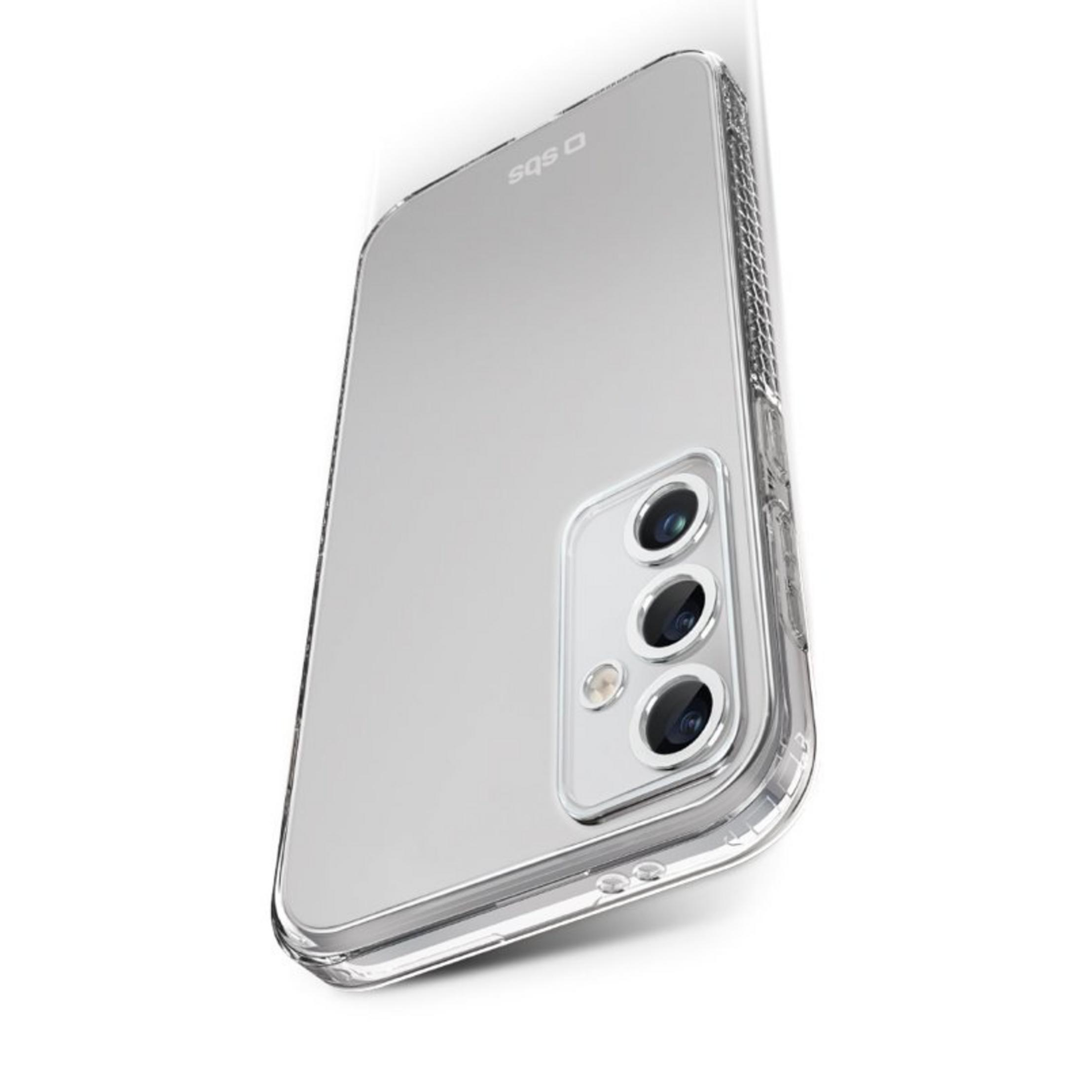 Custodia trasparente per telefono con tre obiettivi della fotocamera su sfondo bianco.