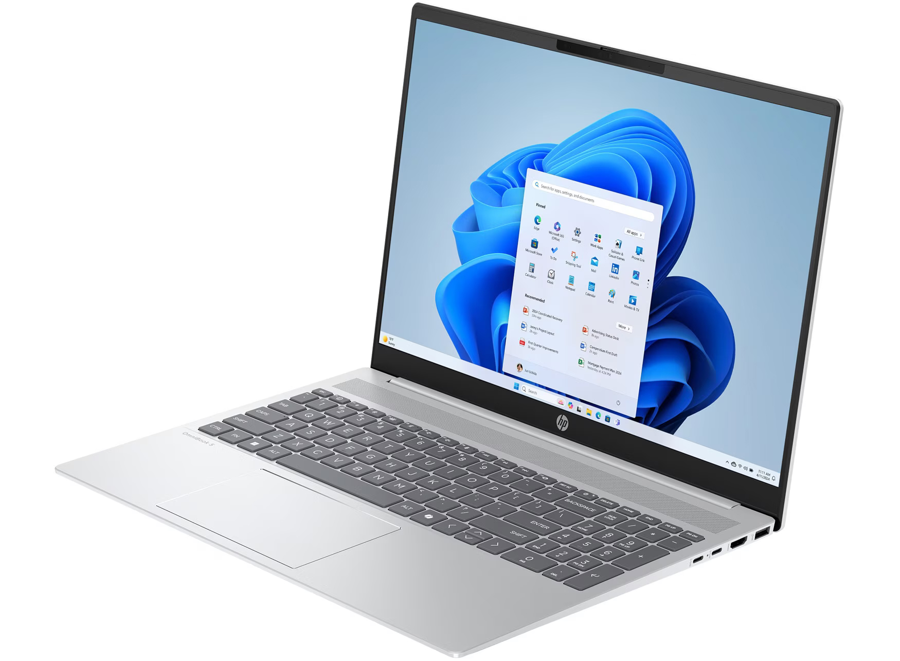 Srebrny laptop HP OmniBook z systemem Windows 11 i otwartym menu Start.