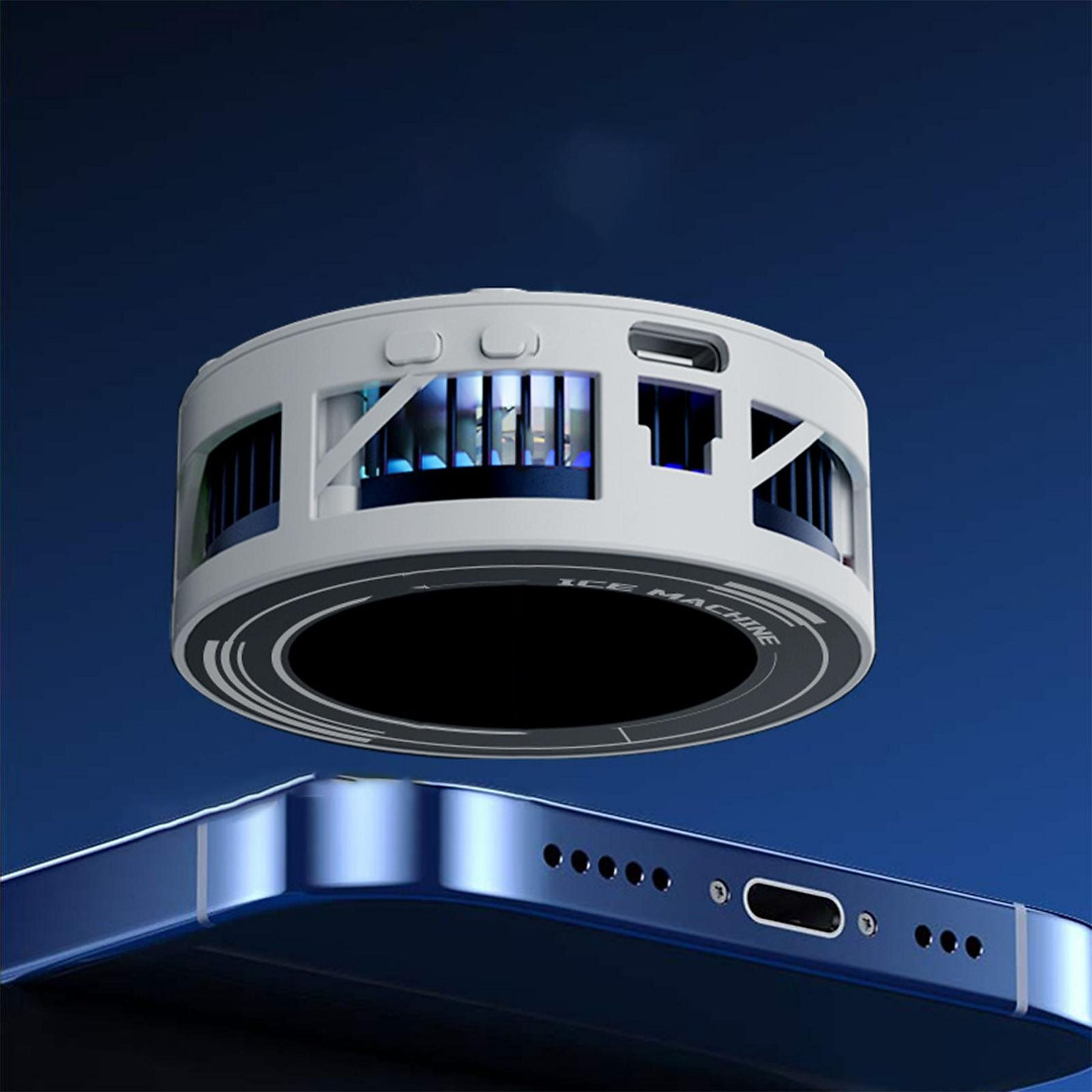 Ein weißer Handy-Kühler mit blauen Lichtern schwebt über einem blauen Smartphone.