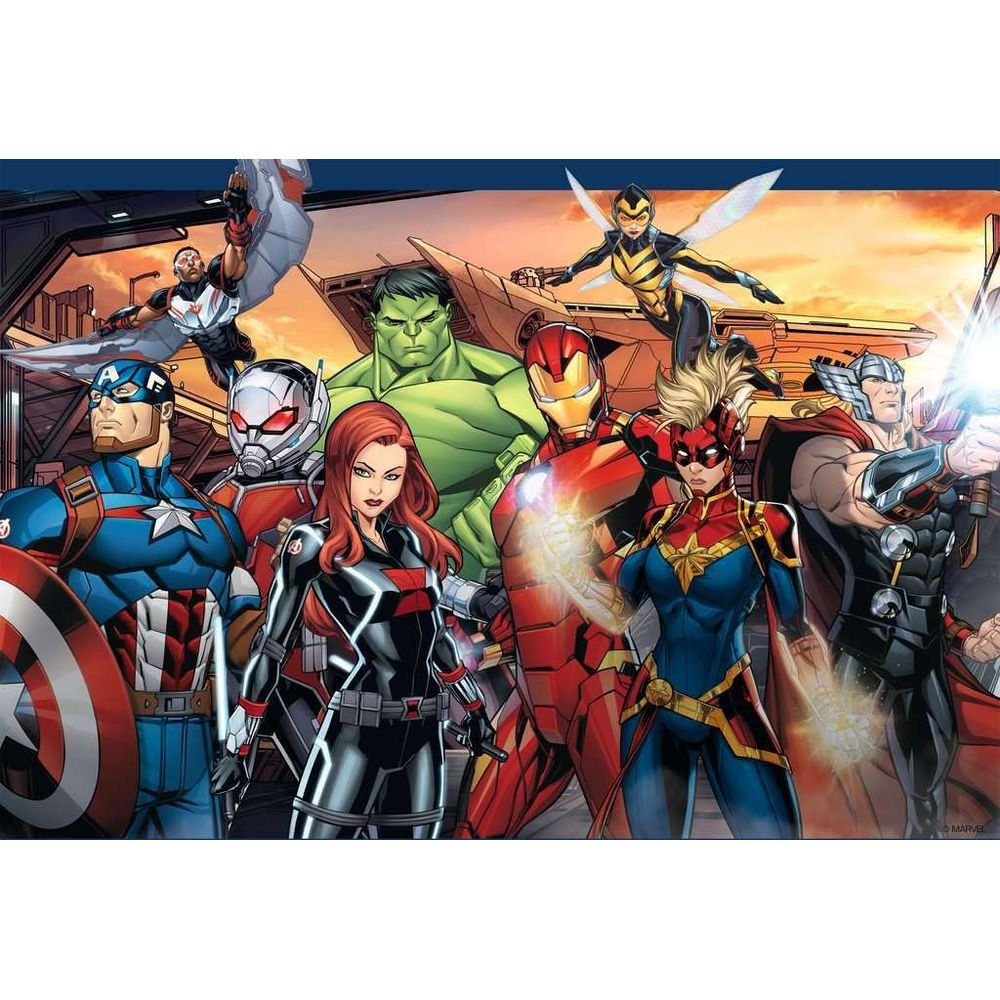 Mściciele zbierają się: Kapitan Ameryka, Czarna Wdowa, Hulk, Iron Man, Thor, Ant-Man, Osa, Sokół.