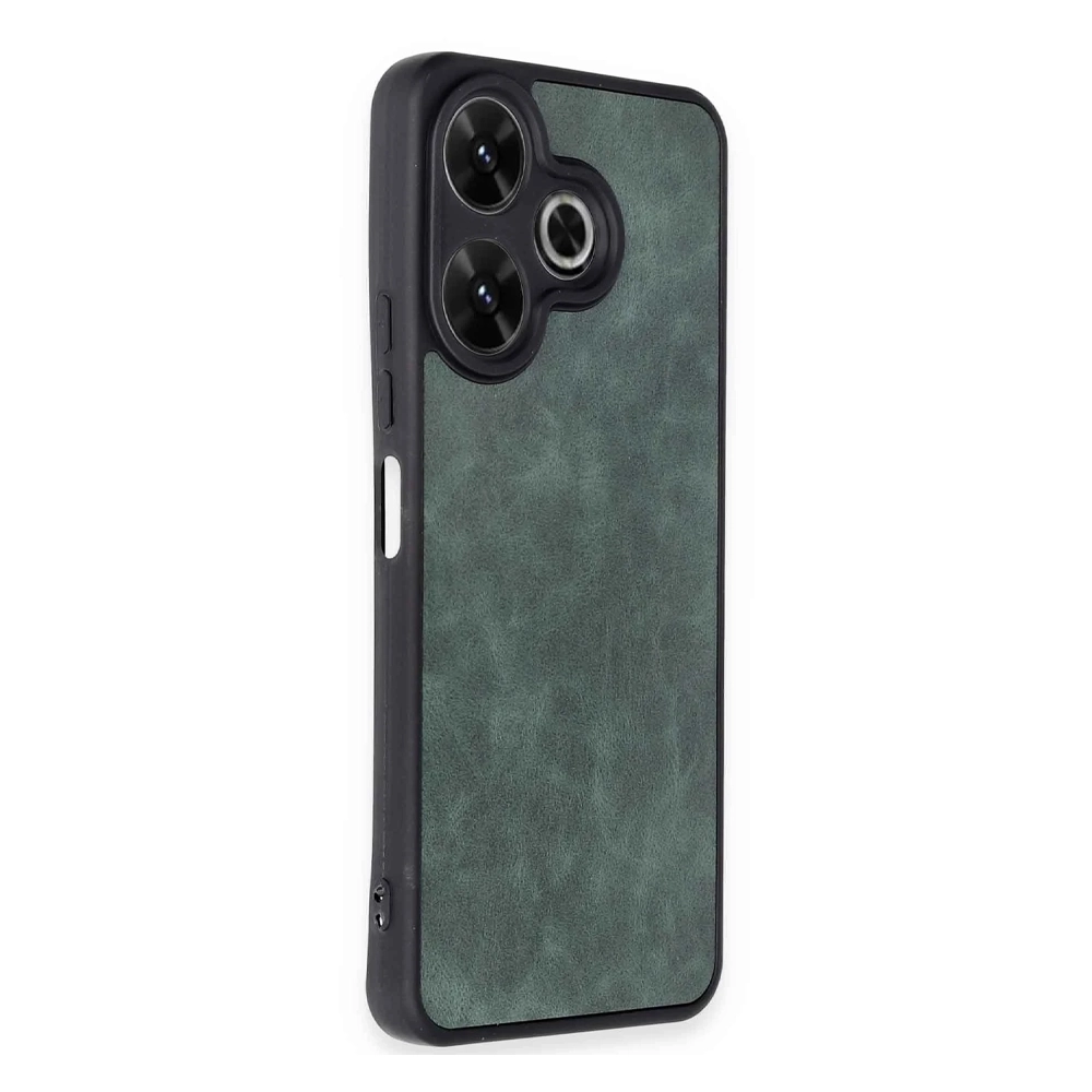 Üçlü kamera lensli ve siyah çerçeveli koyu yeşil telefon kılıfı.
