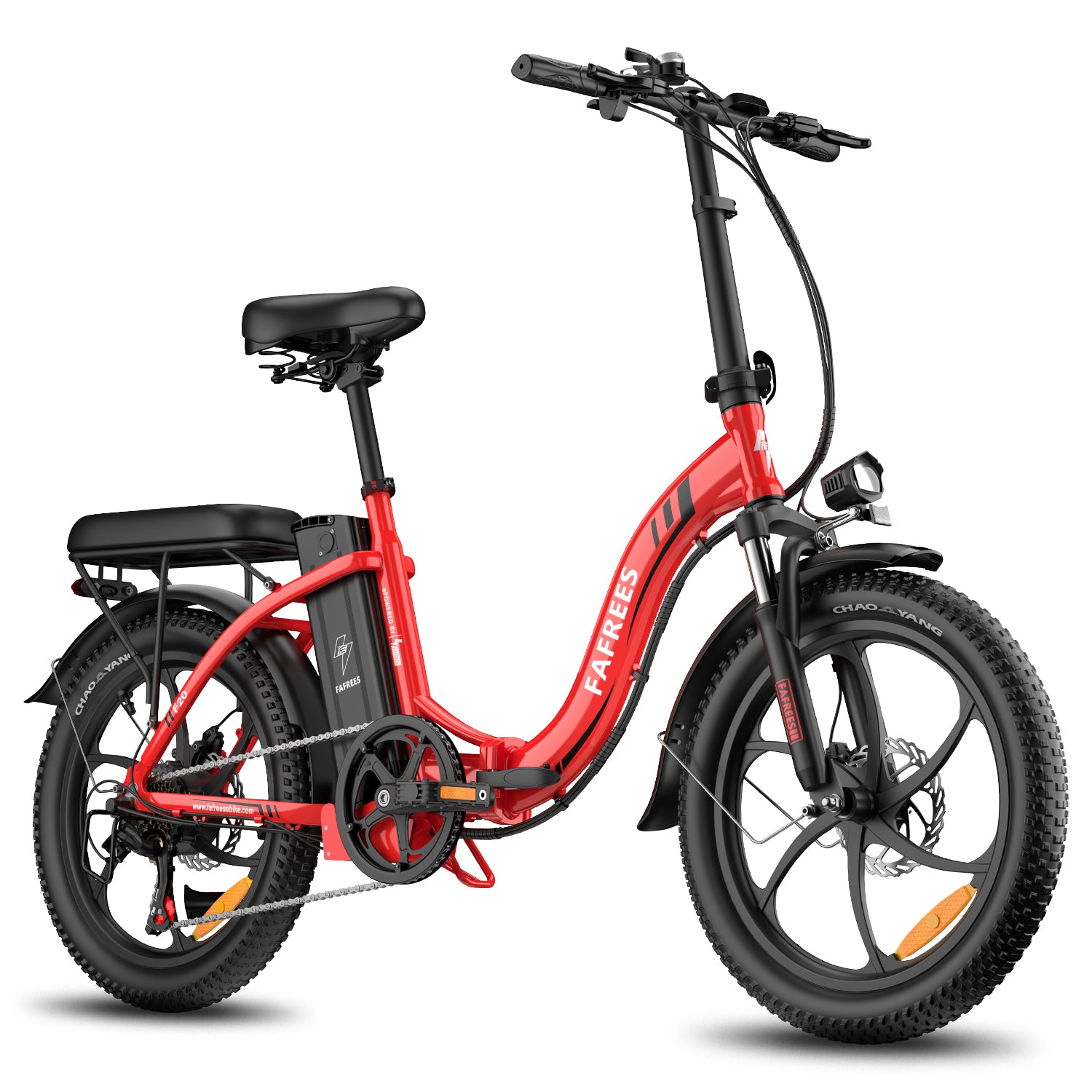 Una bicicleta eléctrica plegable roja con ruedas anchas, sillín negro y portaequipajes.