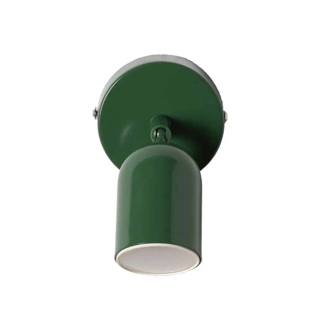 Una lámpara de techo verde oscuro con pantalla ajustable.