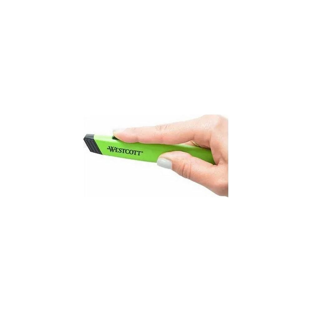 Eine Hand hält einen grünen Stift mit der Aufschrift „WESTCOTT“.