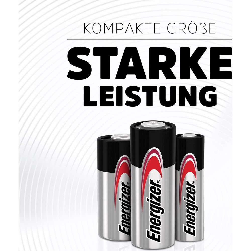 Drei Energizer-Batterien mit schwarzem und silbernem Gehäuse auf weißem Hintergrund.