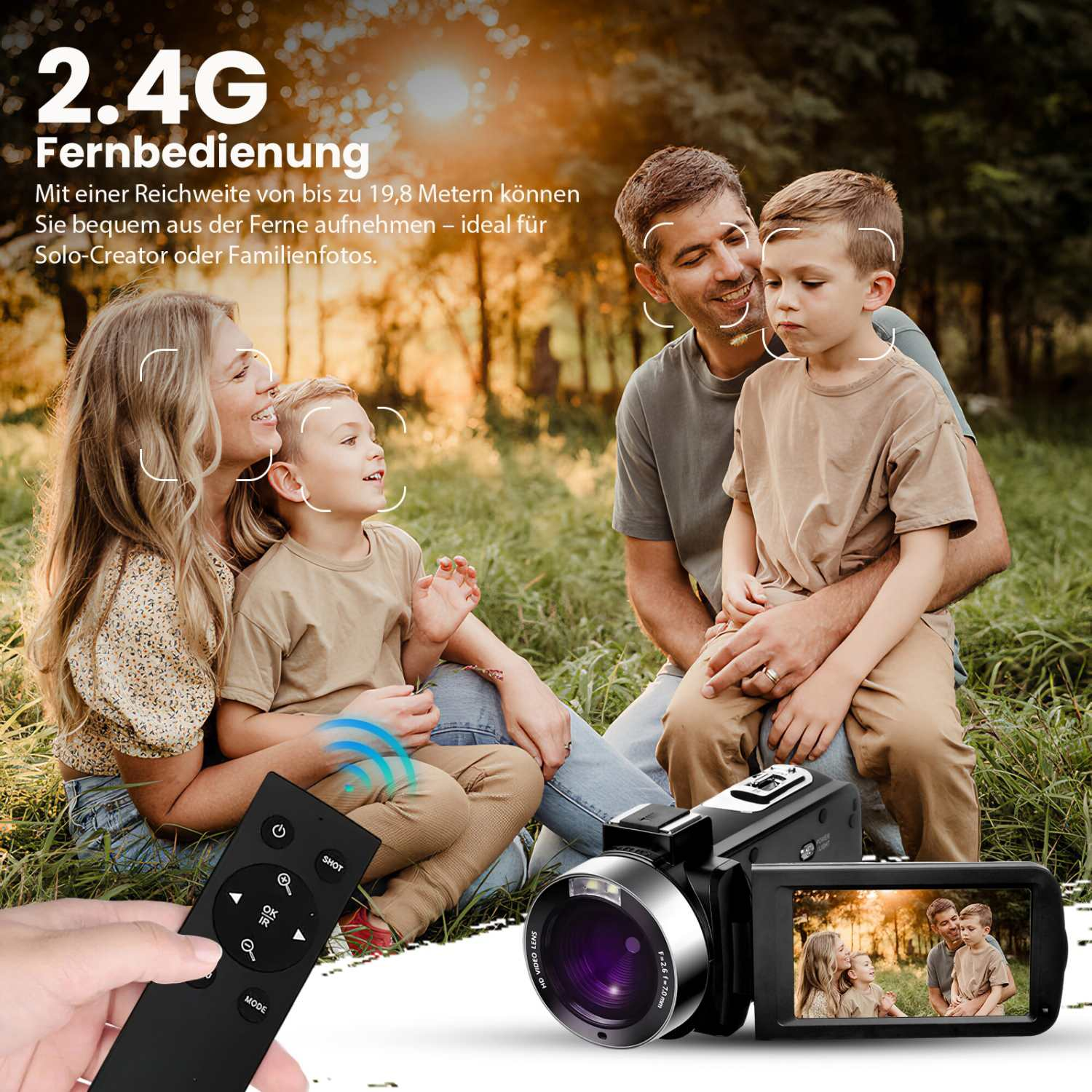 Familie mit Fernbedienung und Camcorder im Freien. Sonne scheint im Hintergrund.
