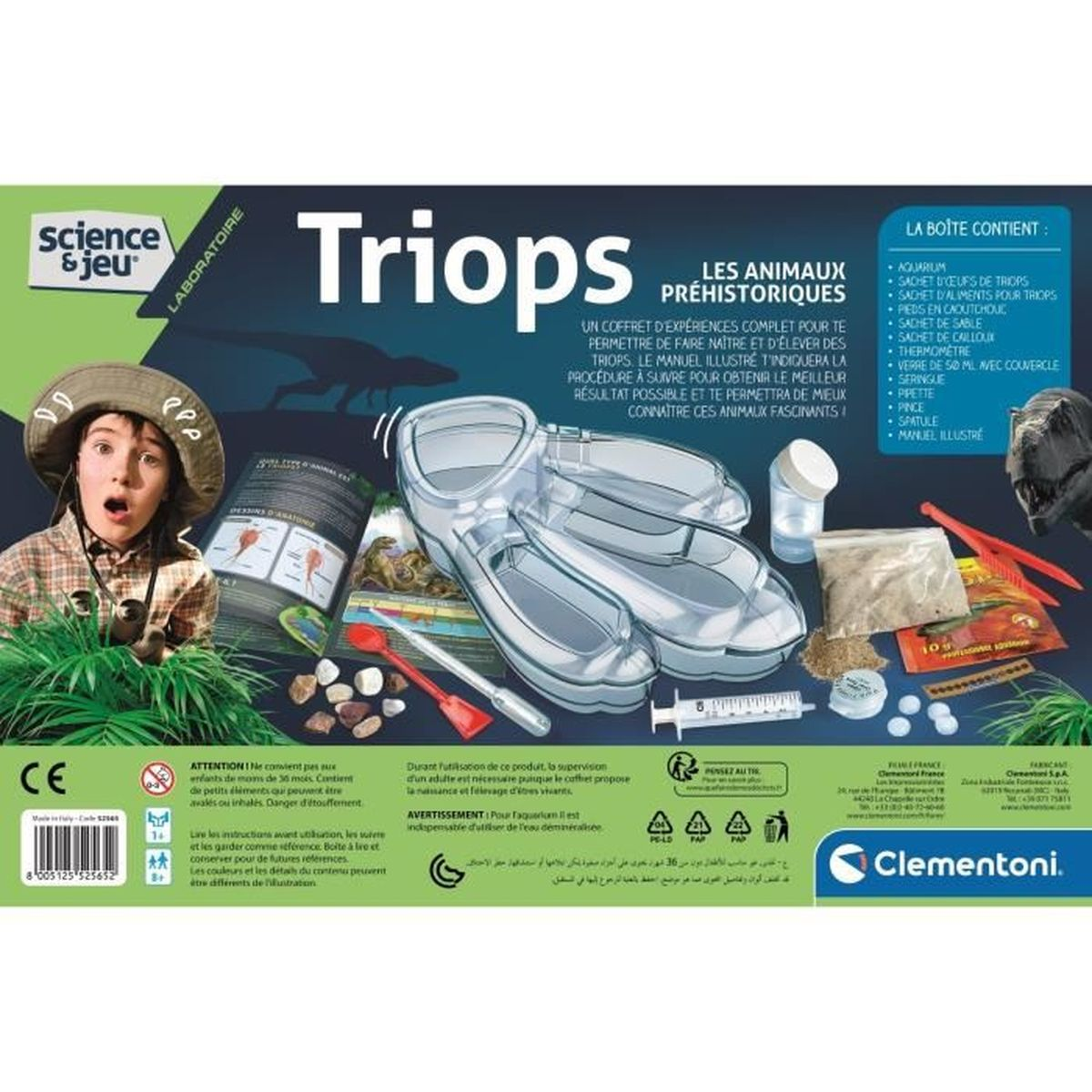 Ein Kind schaut überrascht auf ein Triops-Experimentier-Kit. Es enthält ein Aquarium und Zubehör.