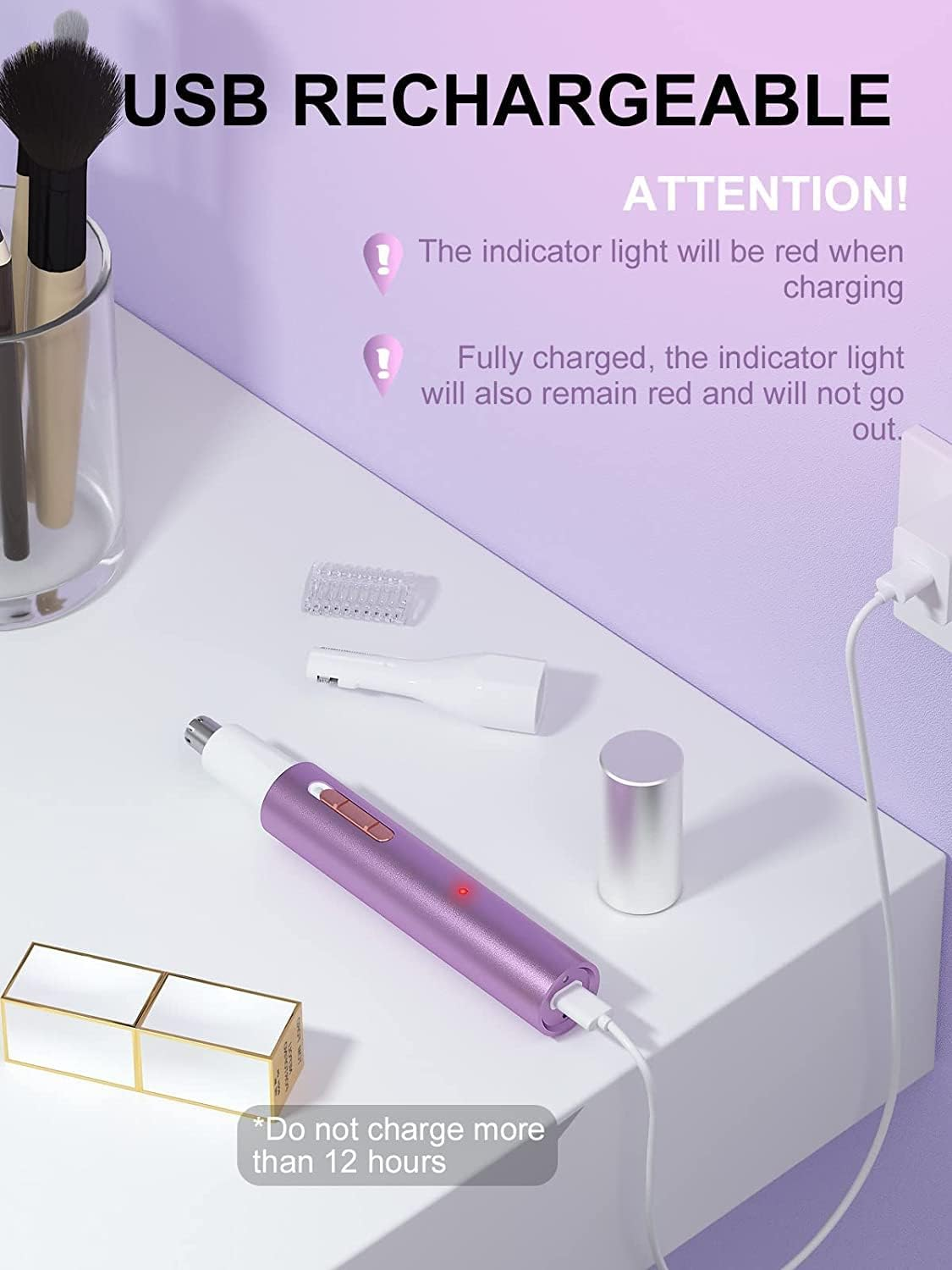 Lila USB-Ladegerät mit roten Ladeanzeigen und Kosmetikpinseln.
