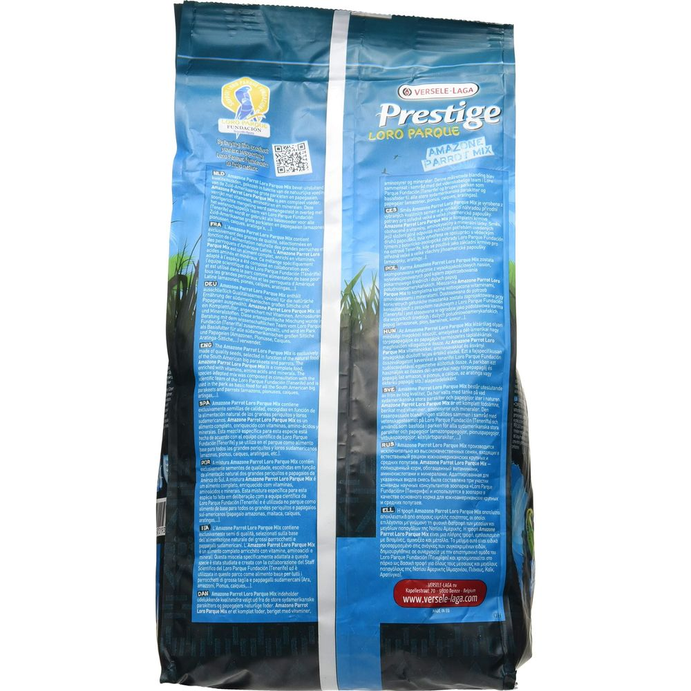 Verpackung mit mehrsprachigen Produktinformationen für Papageienfutter.