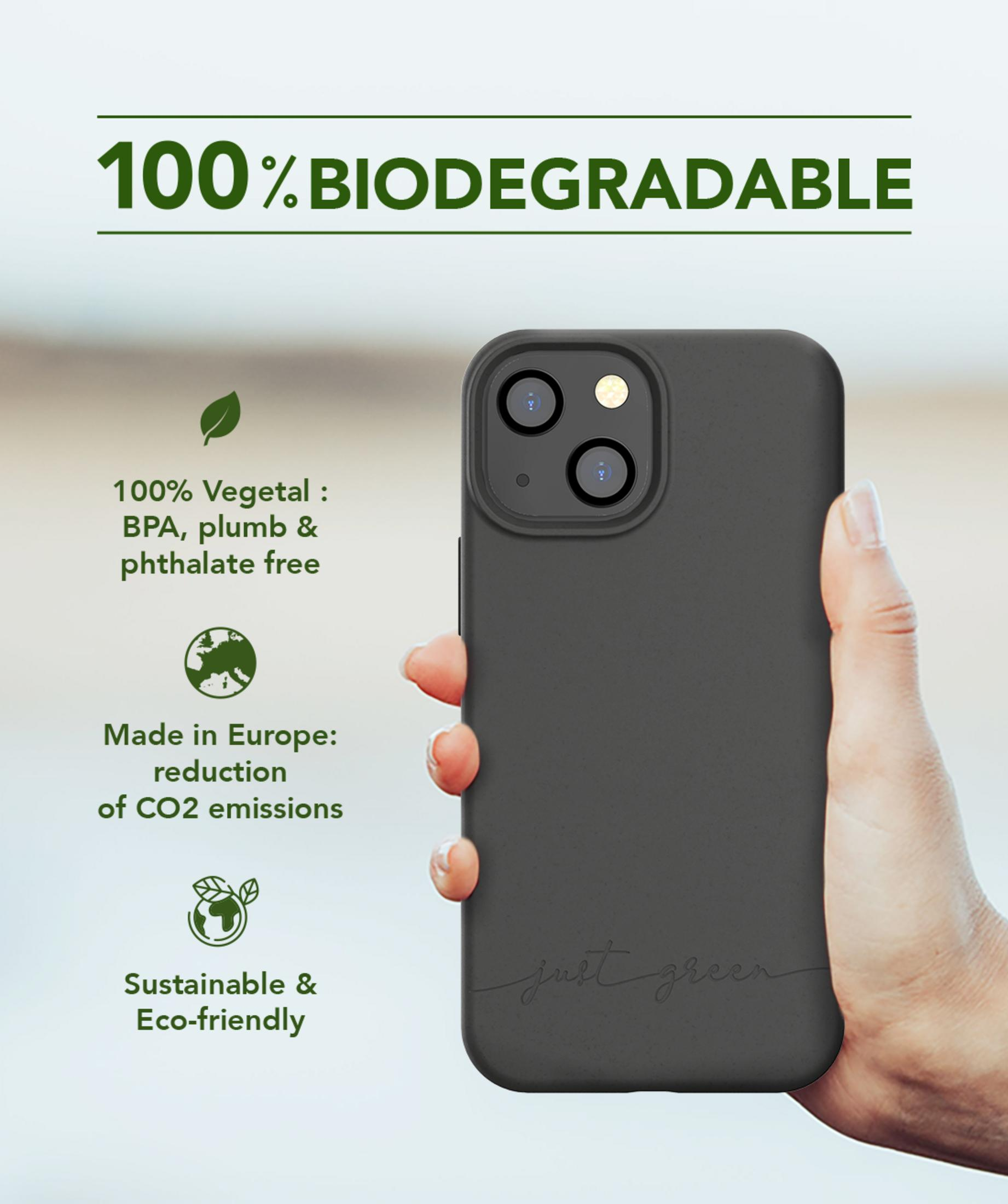 Una mano tiene una cover per telefono grigio scuro con testo 'just green'.