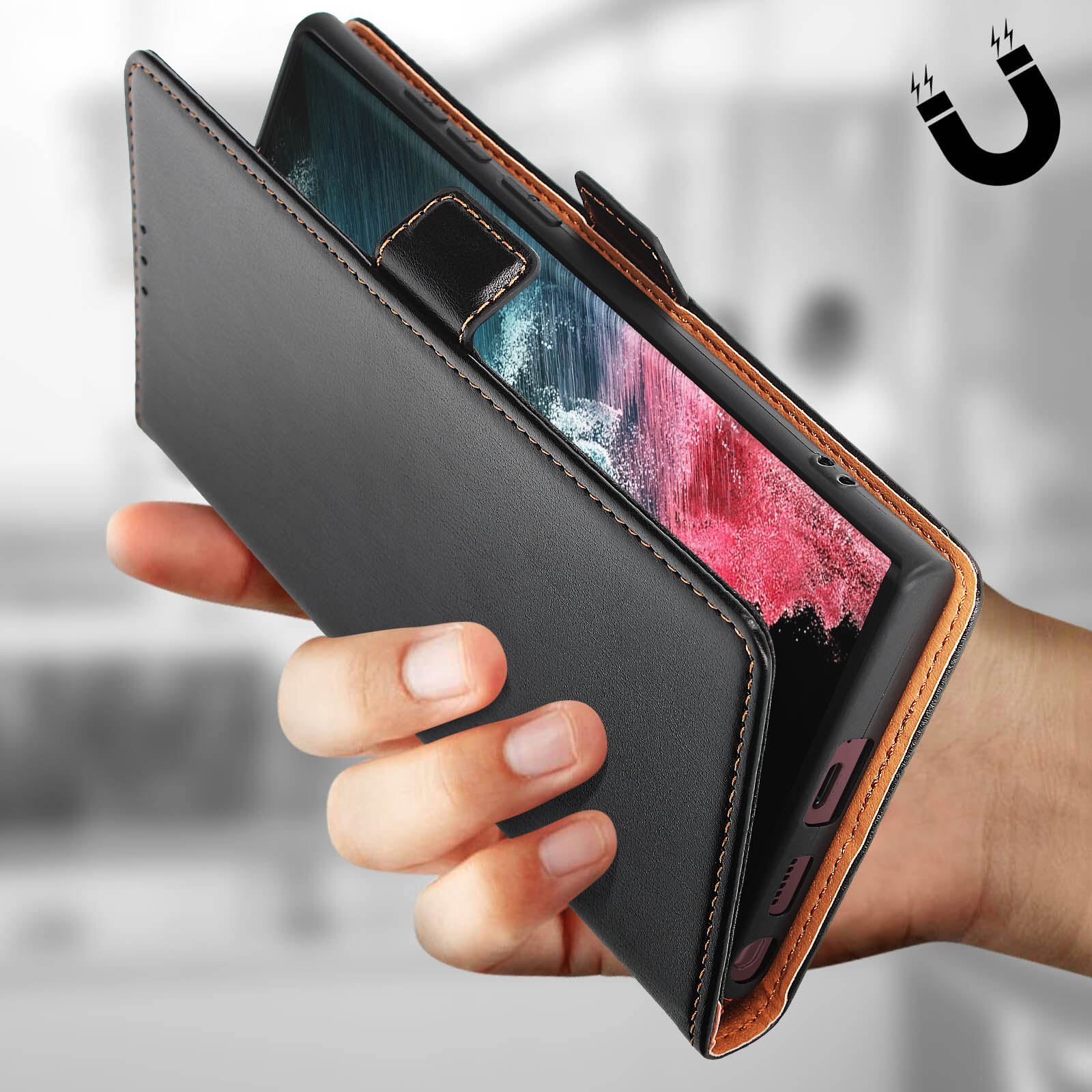Custodia a libro in pelle nera per smartphone con chiusura magnetica.