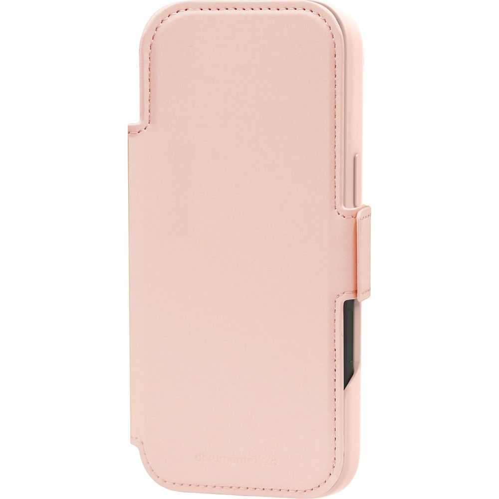 Una custodia rosa in pelle con cuciture e chiusura a patta.
