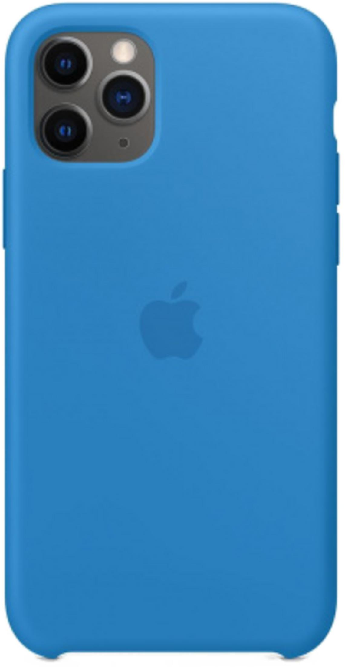 Een blauwe telefoonhoes met Apple-logo en drievoudige camera.