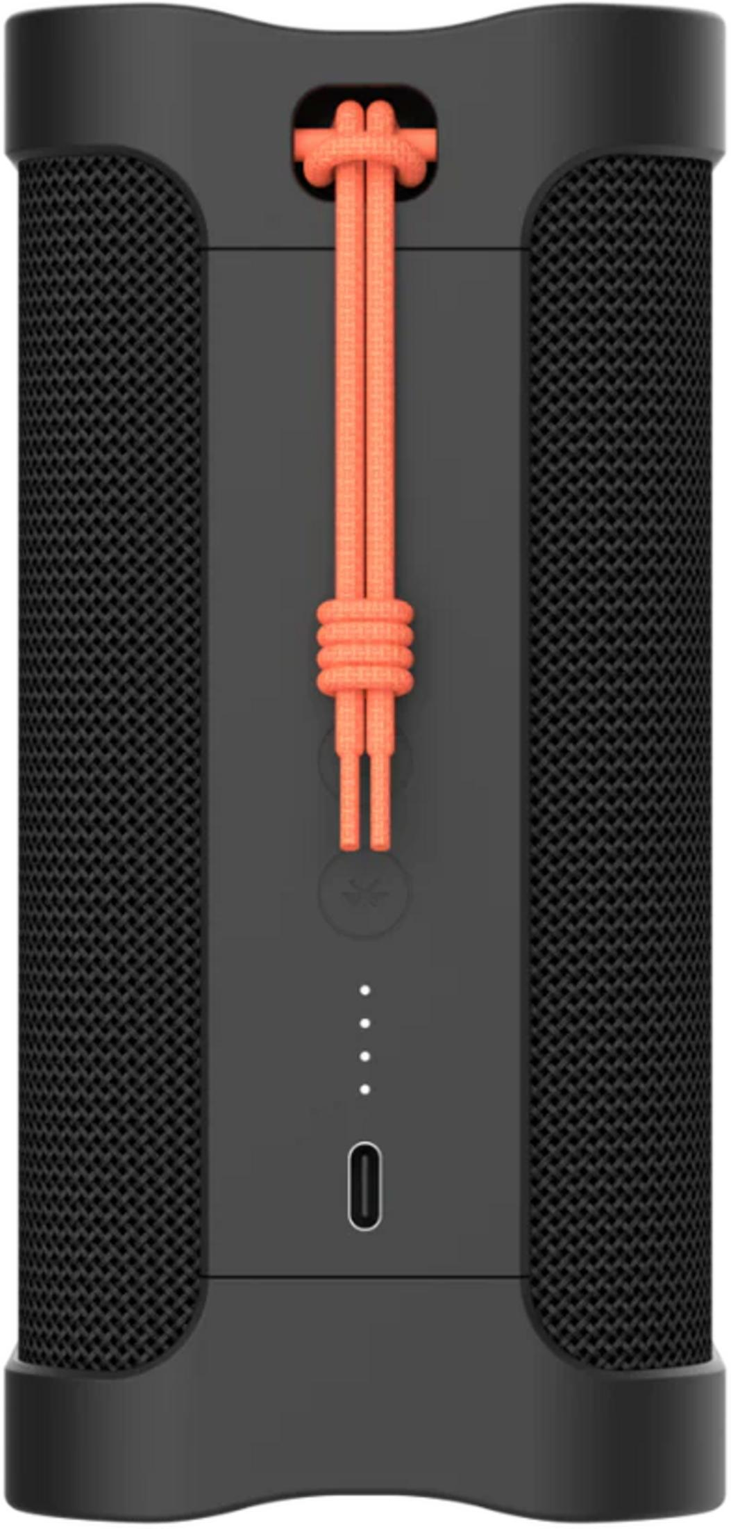 Schwarzer Lautsprecher mit orangefarbenem Band und USB-C-Anschluss.