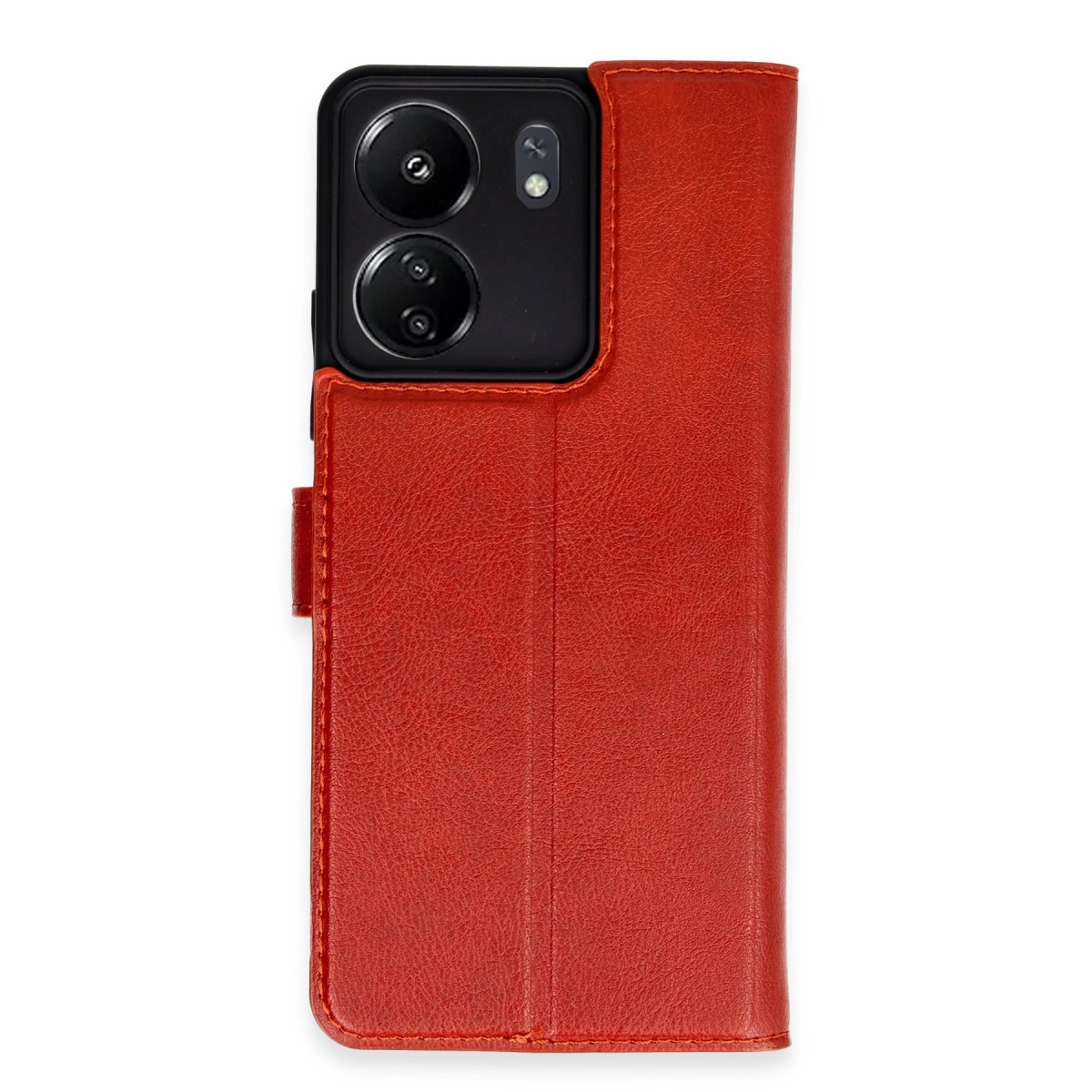 Kamera kesimli kırmızı deri telefon kılıfı.