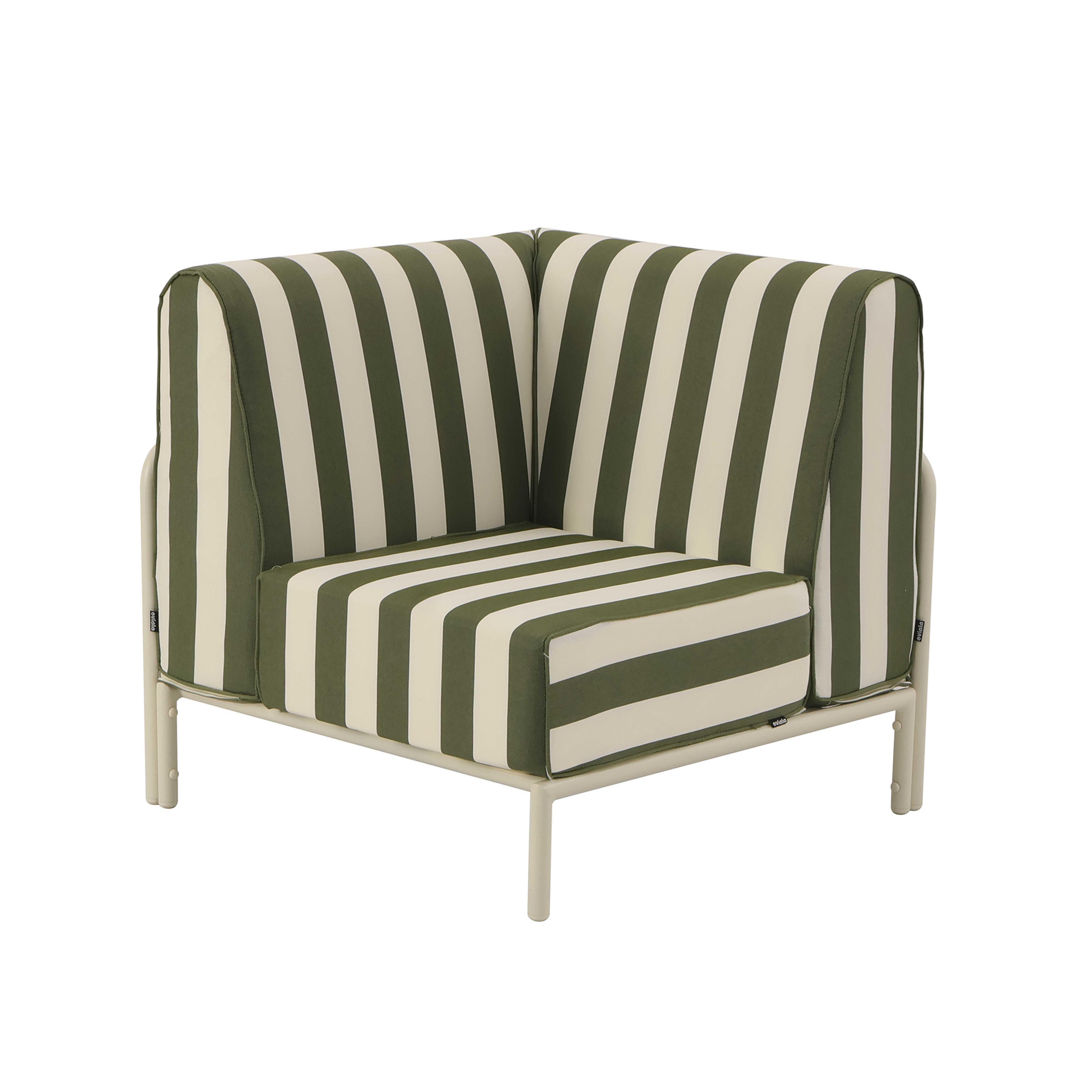 Ein grünes und weiß gestreiftes Ecksofa mit einem hellbeigen Metallrahmen.