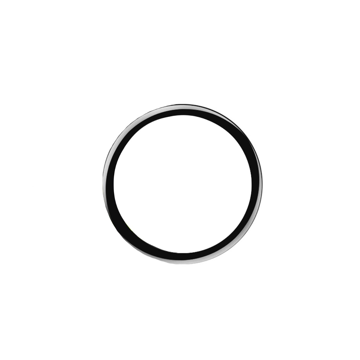 Ein schwarzer Ring mit silbernem Rand auf weißem Hintergrund.