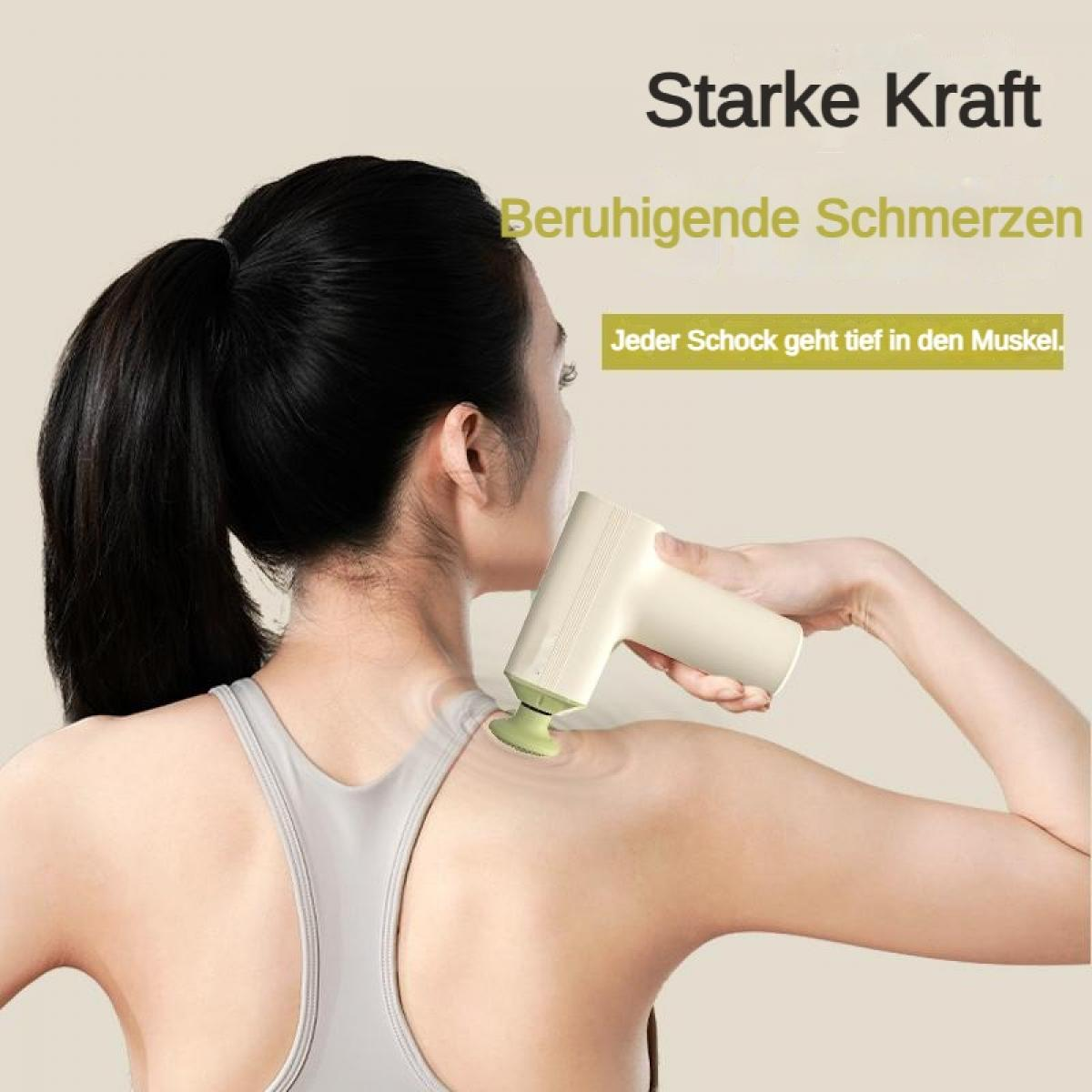 Frau massiert Schulter mit Massagepistole. Text: Starke Kraft.