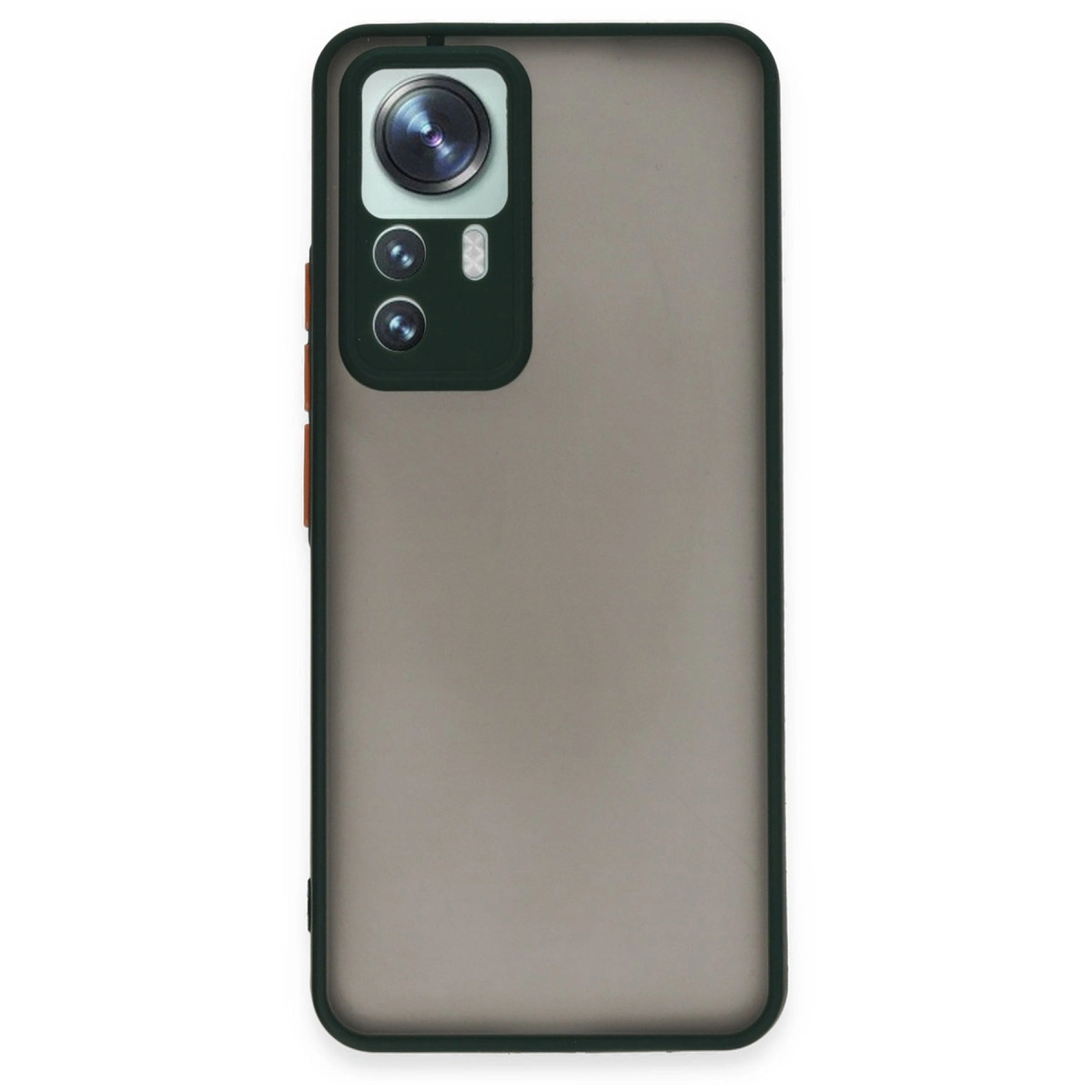 Koyu kameralı, dumanlı gri telefon kılıfının arkası.