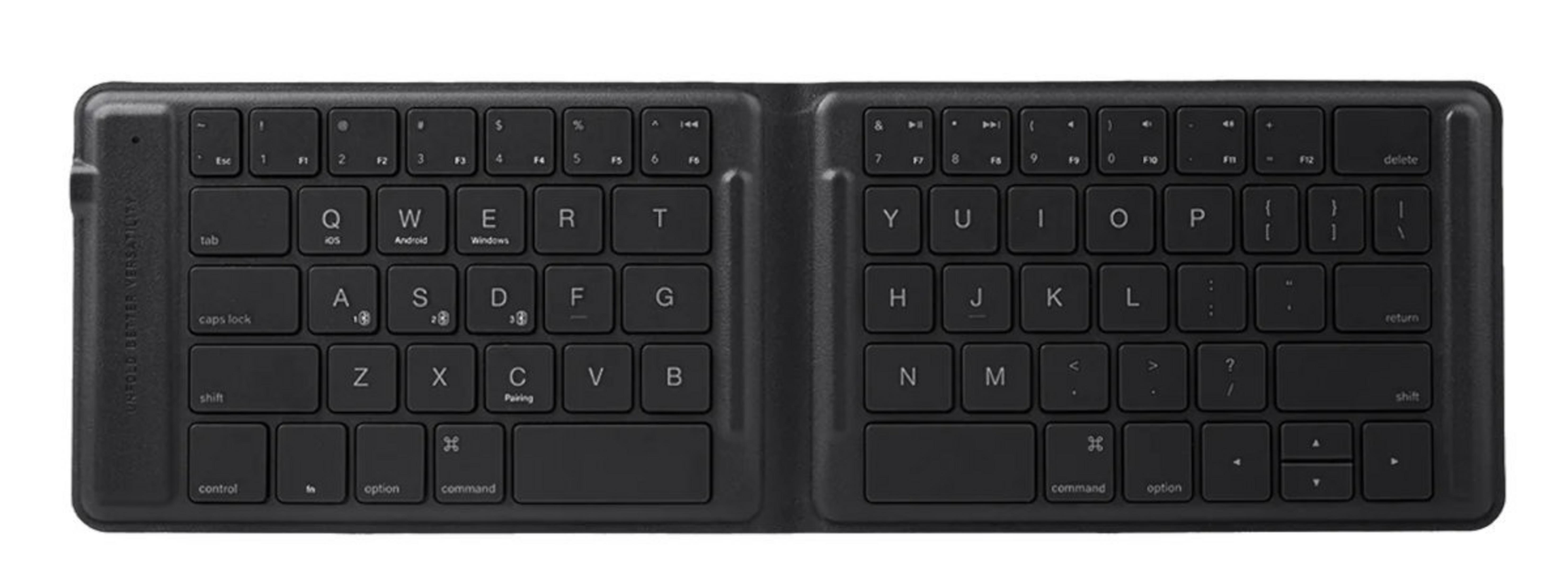Tastiera pieghevole nera con layout QWERTY. Tasti etichettati.