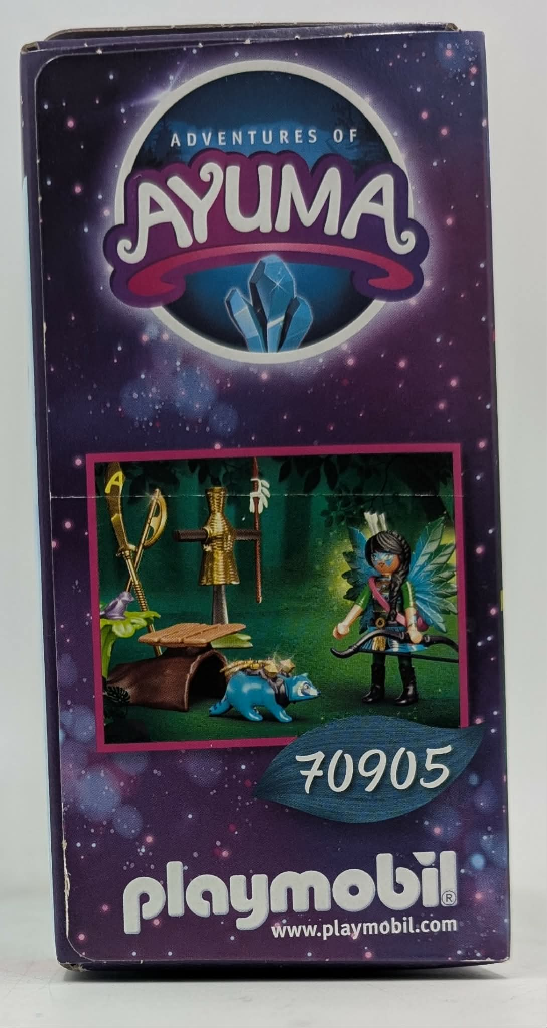 Playmobil Ayuma Box: Fee mit Pfeil und Bogen, blauer Waschbär, Waldszene.