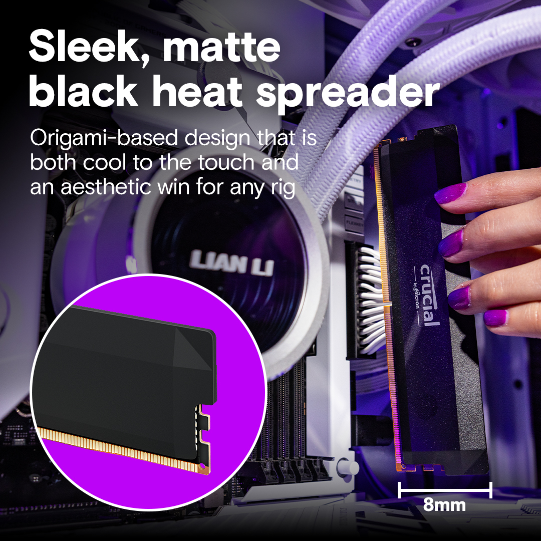 Czarny matowy moduł RAM z radiatorem, grubość 8 mm, montowany w komputerze.