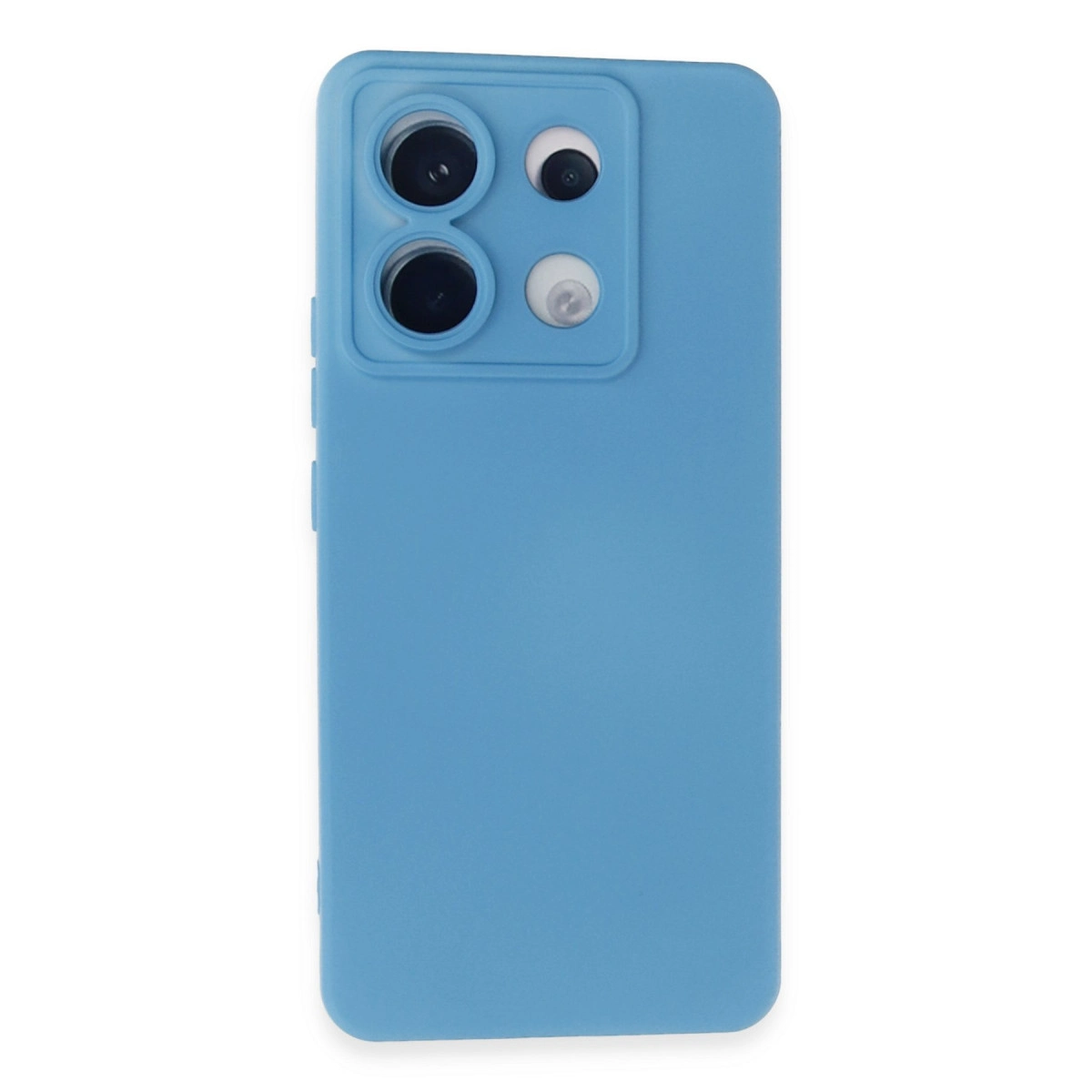 Arkada dört kamera lensi kesiği olan mavi telefon kılıfı.