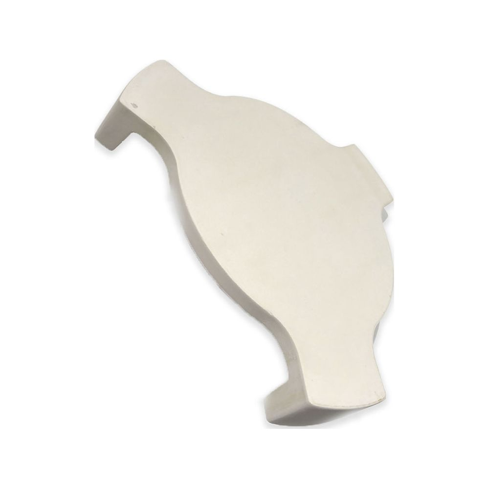 Un uccello in ceramica color crema su sfondo bianco.