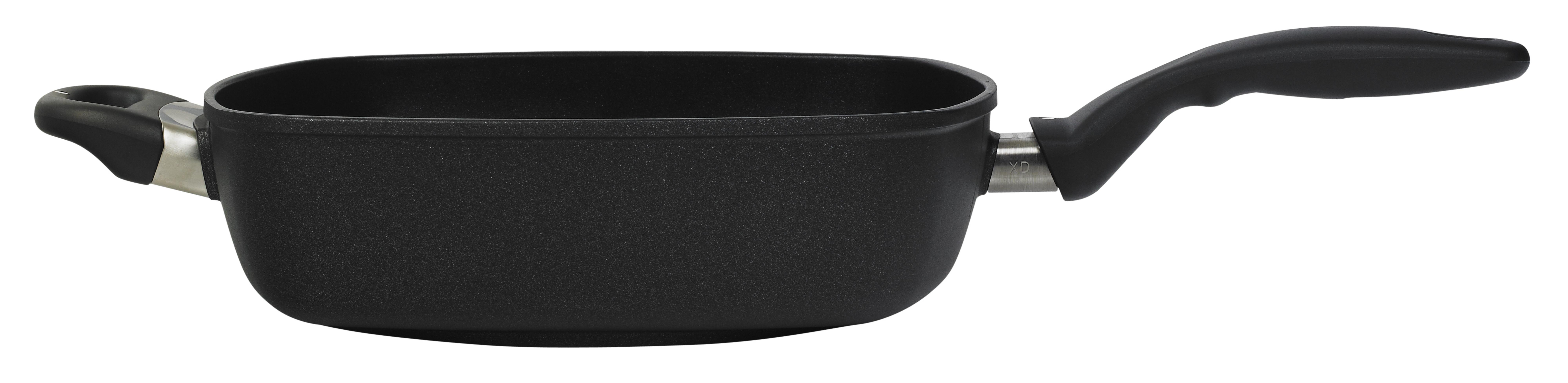 Casserole noire avec manche noir et accents argentés.