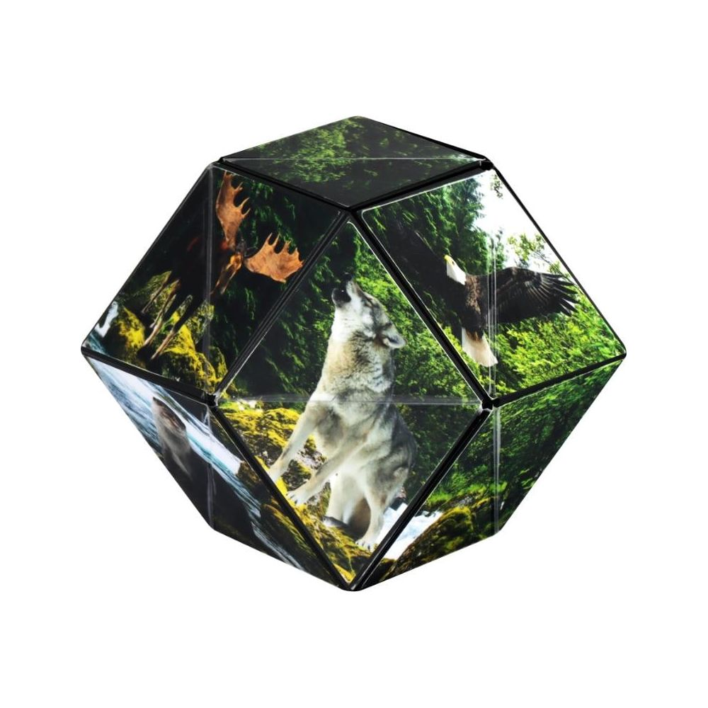 Un cubo con immagini di lupo, aquila, alce e cascata in una foresta.