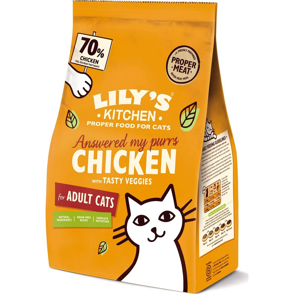 Orange Katzennahrungstüte mit 70% Huhn, Zucchini und einem niedlichen Katzenbild.
