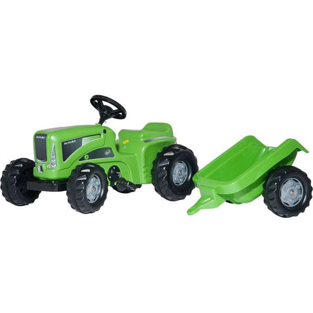 Ein grüner Spielzeug-Traktor mit Anhänger steht auf weißem Hintergrund.