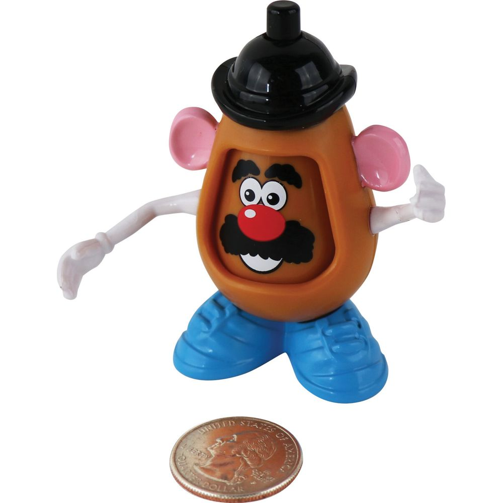 Mr. Patate avec un chapeau noir, des chaussures bleues et une pièce de vingt-cinq cents.