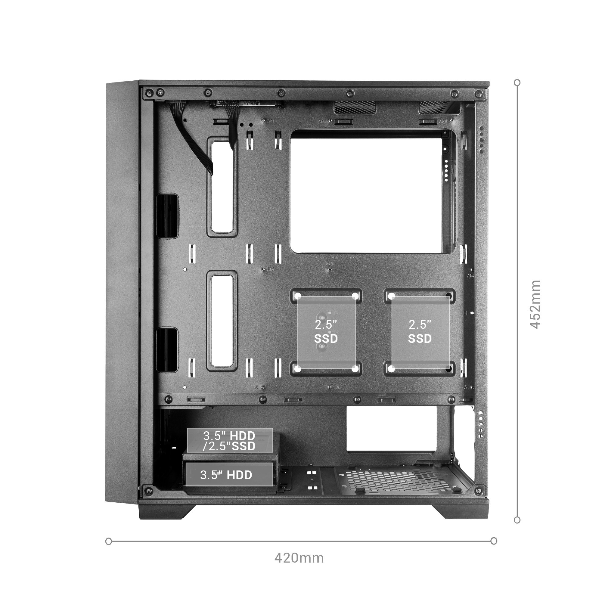 Puste wnętrze obudowy komputera z miejscami montażowymi na dyski HDD i SSD.