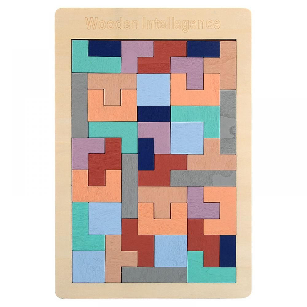 Ein Holzpuzzle mit bunten geometrischen Formen, die in einem Rahmen angeordnet sind.