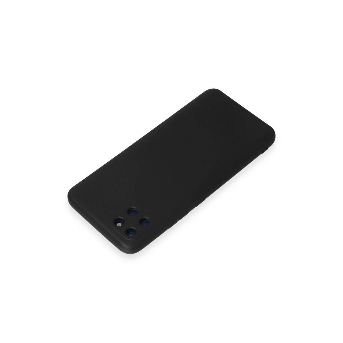 Beyaz arka plan üzerinde üç kamera lensli siyah telefon kılıfı.
