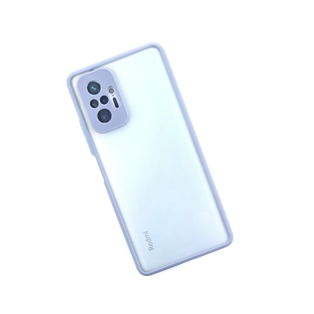 Mor kamera lensi ve logosu olan açık mavi akıllı telefonun arkası.