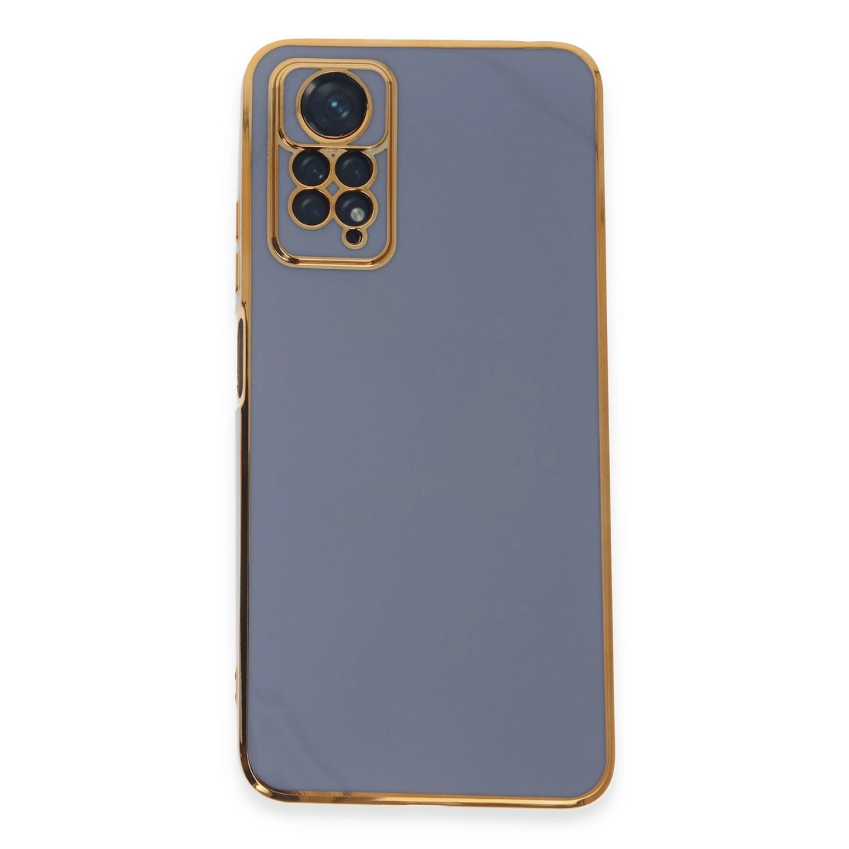 Dört lensli kamera modülü ve altın rengi çerçeveli gri telefon kılıfı.